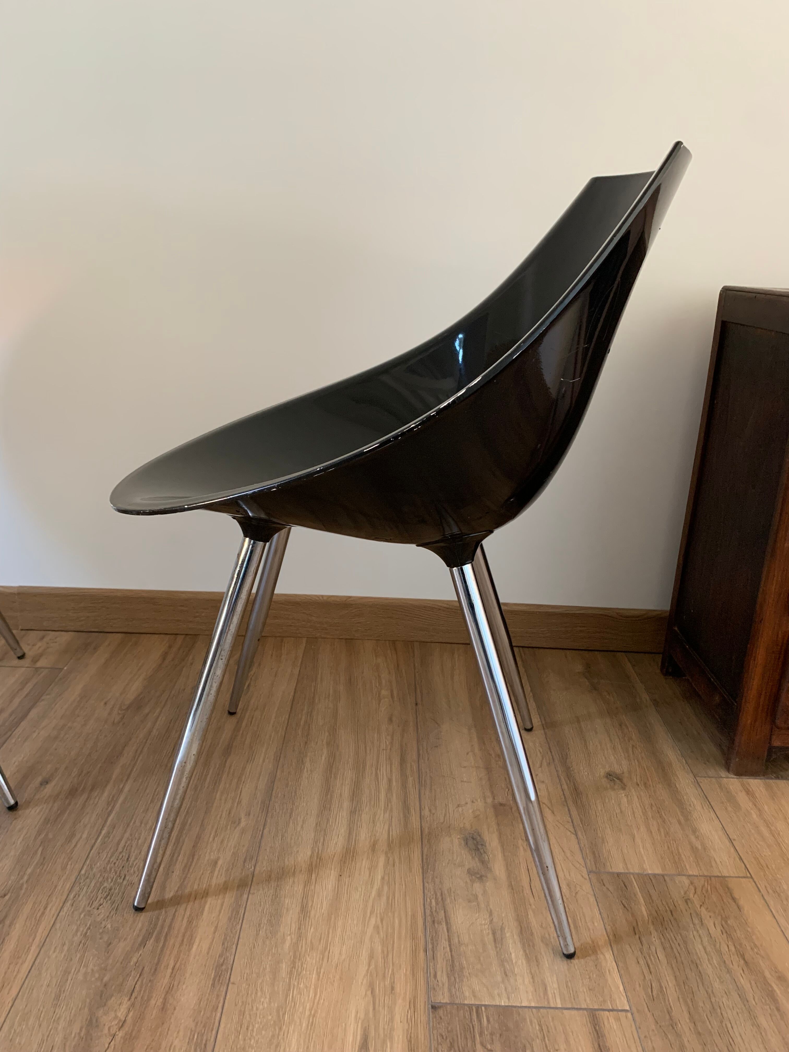 Duo of chairs