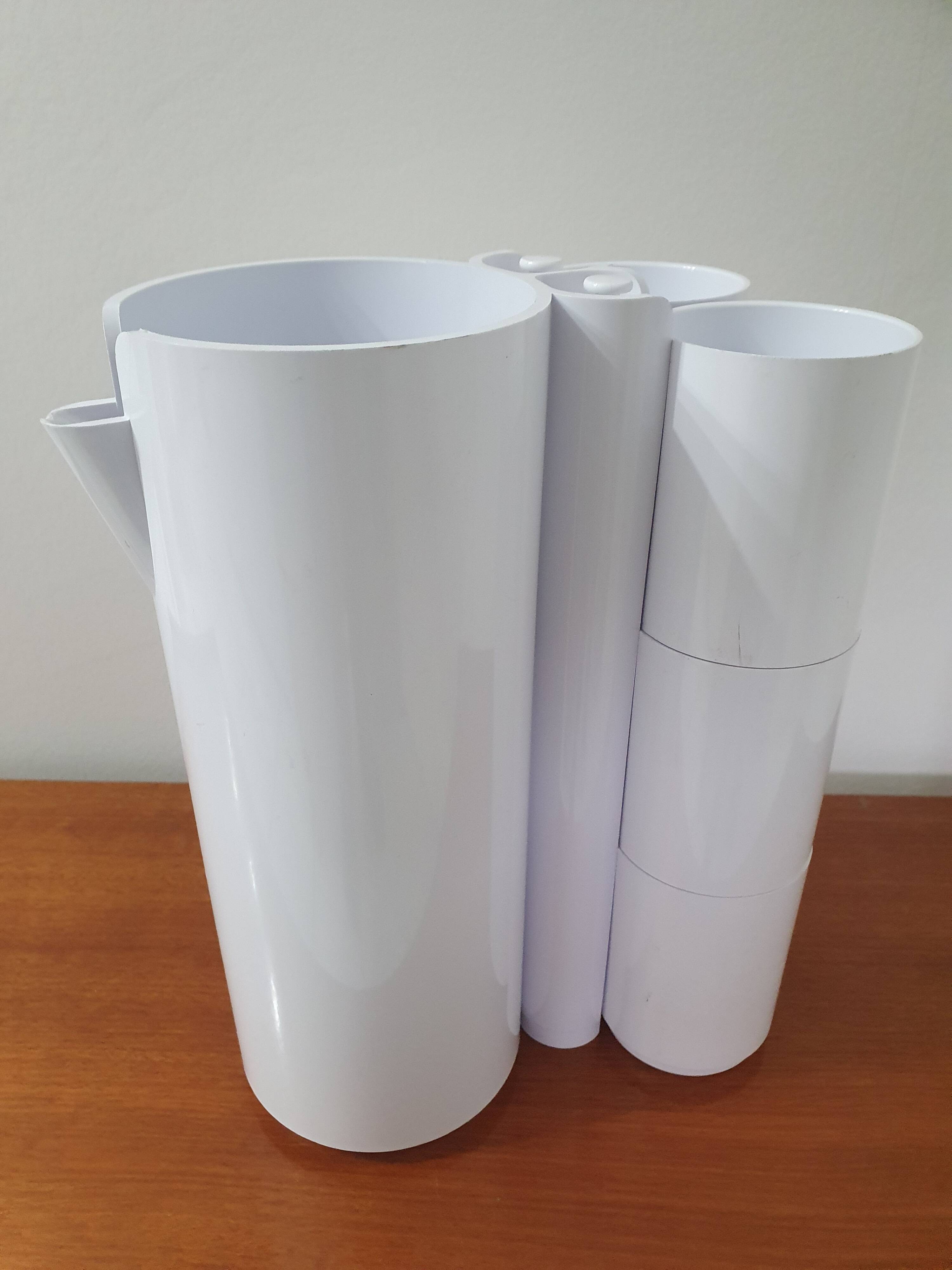 Space-age orangeade service "set = 9" design by Jean-Pierre Vitrac