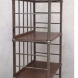Industrial shelf on wheel