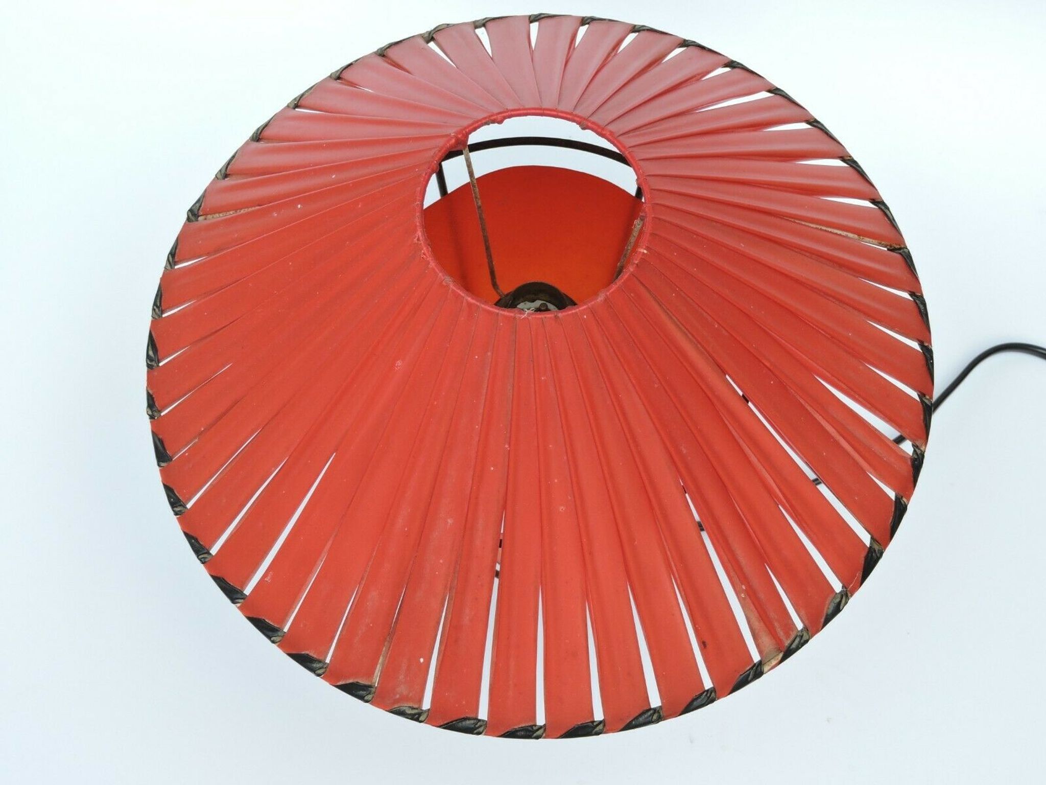 Vintage lamp felled red vinyl ribbon - wire 1960