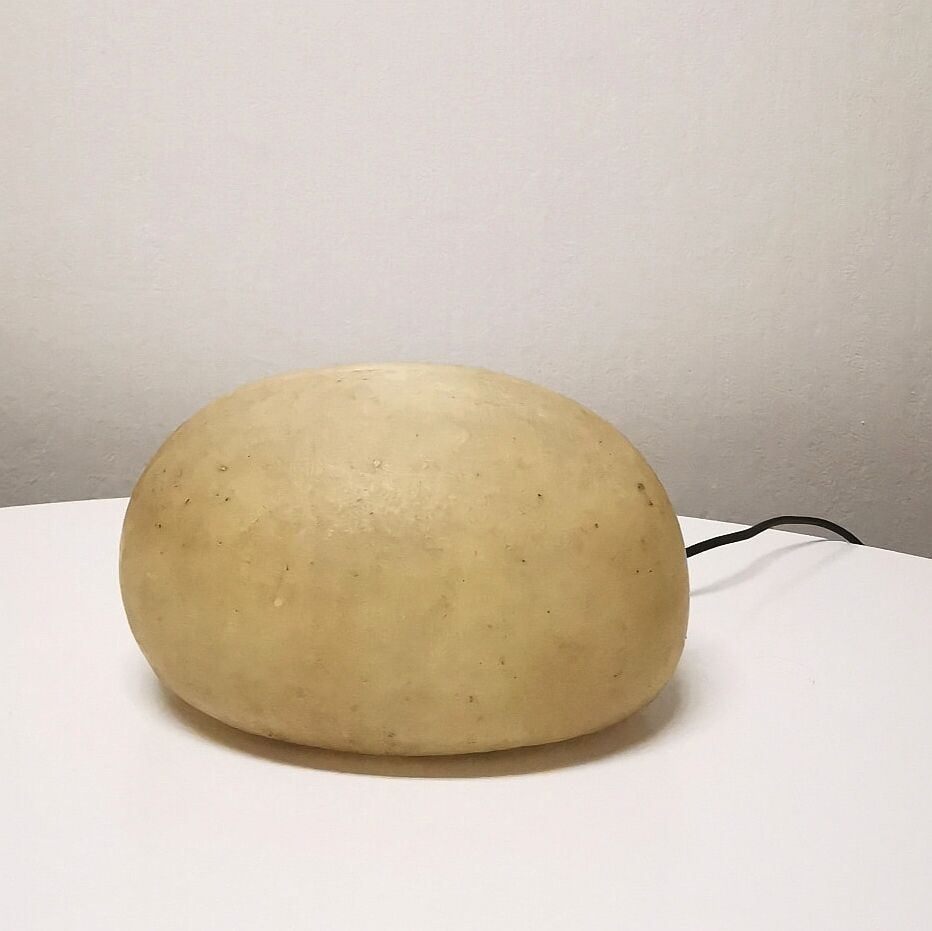 Fiberglass pebble lamp
