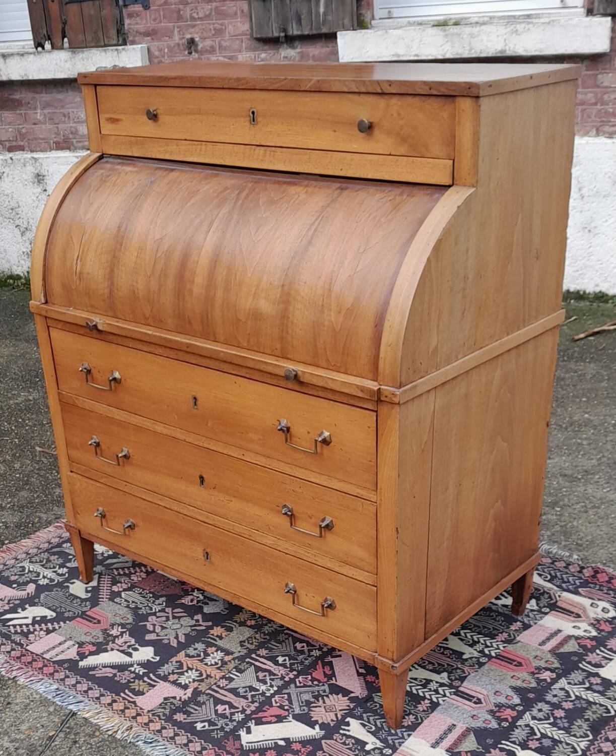Louis XVI Walnut Cylinder Desk, 18th Century.