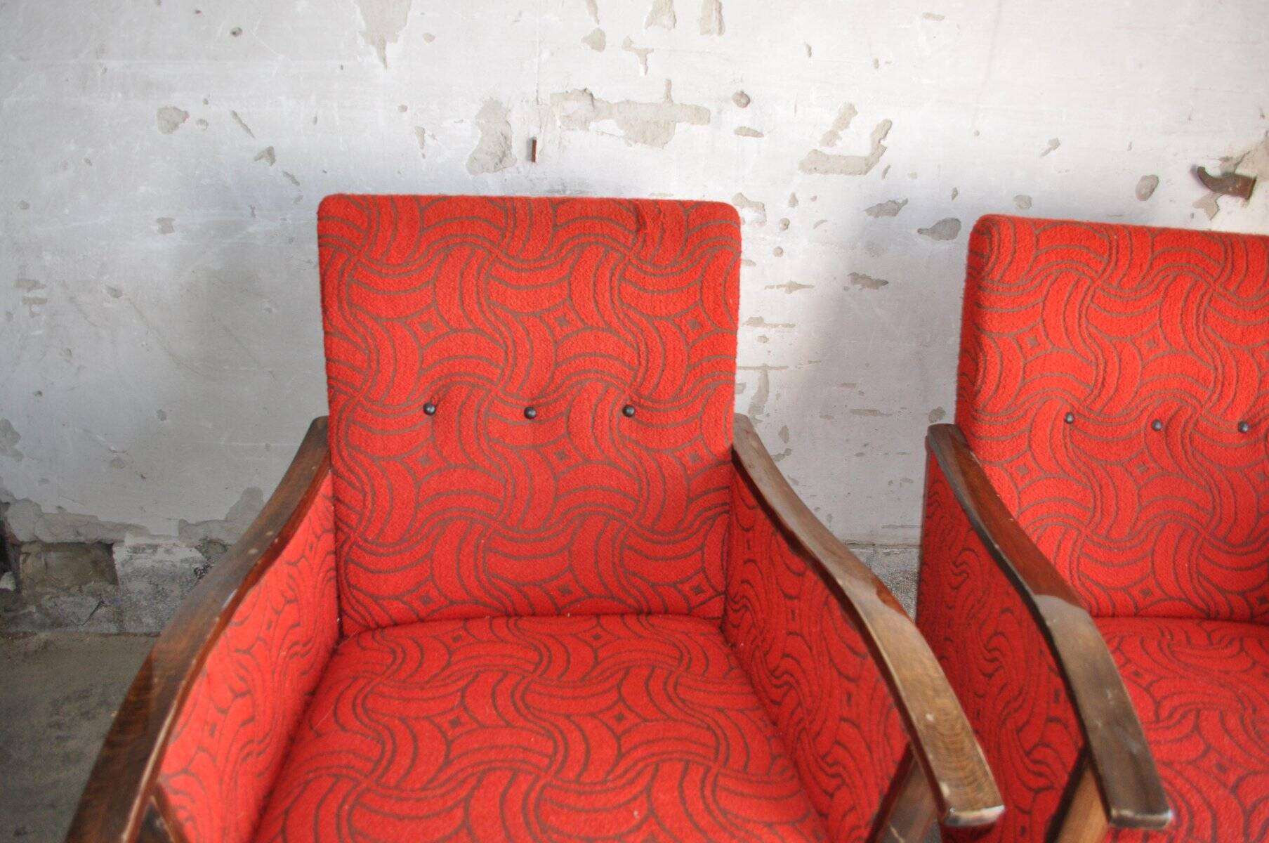 Set of 2 Bauhaus club armchairs in multicoloured chrome metal and wood, 1940s fabric.