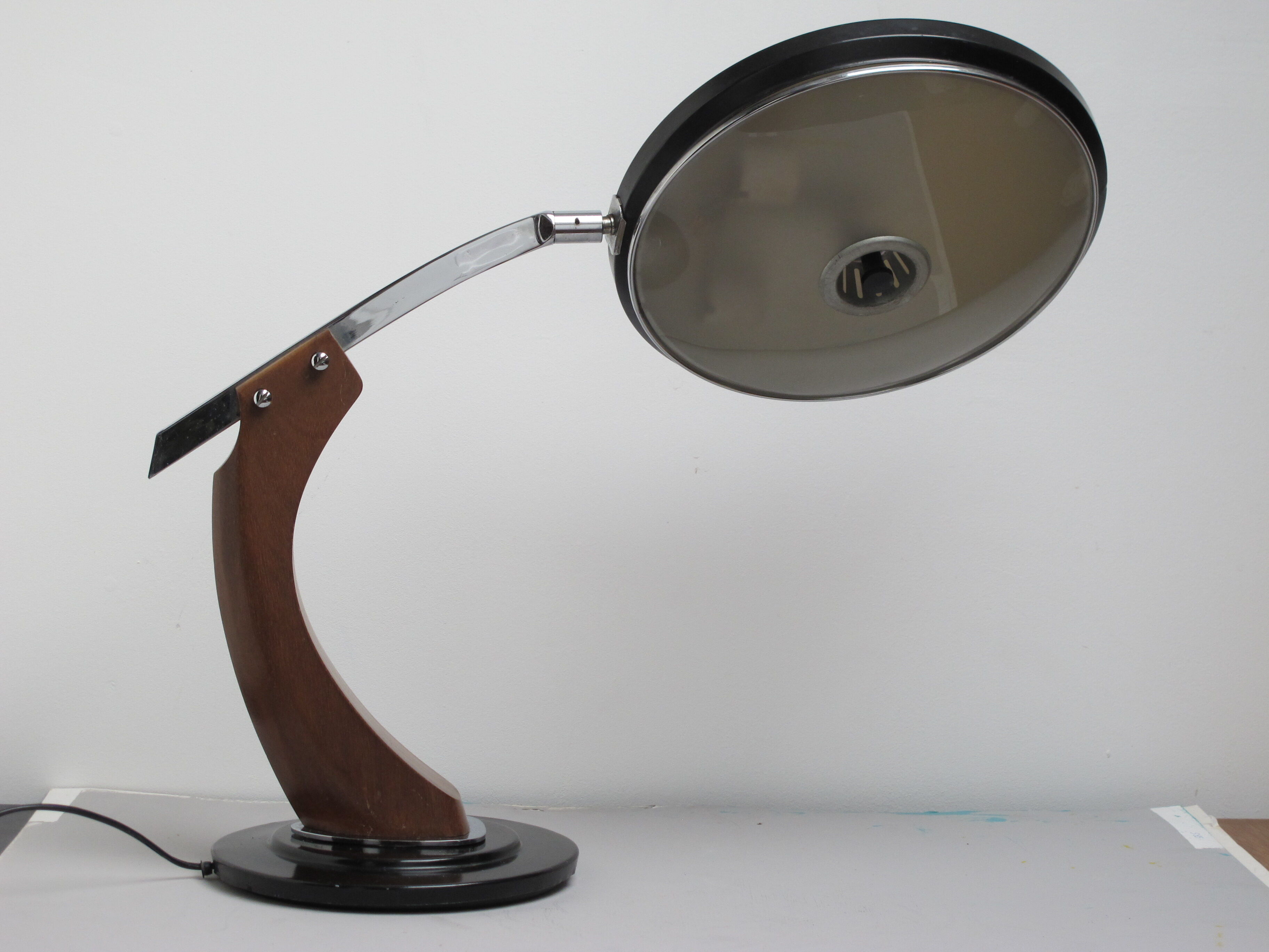 Fase 60s desk lamp