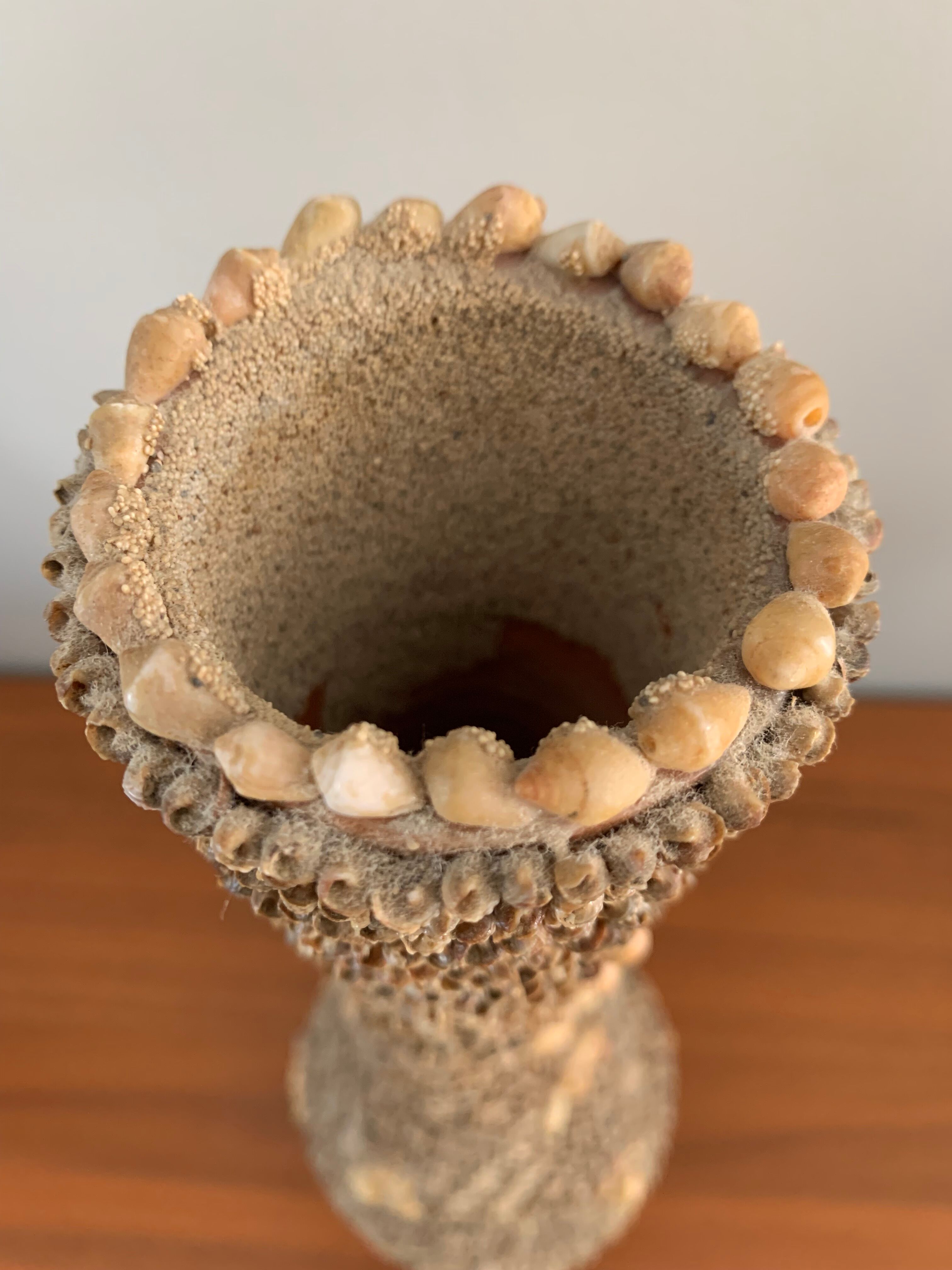 vase 60s, shells glued