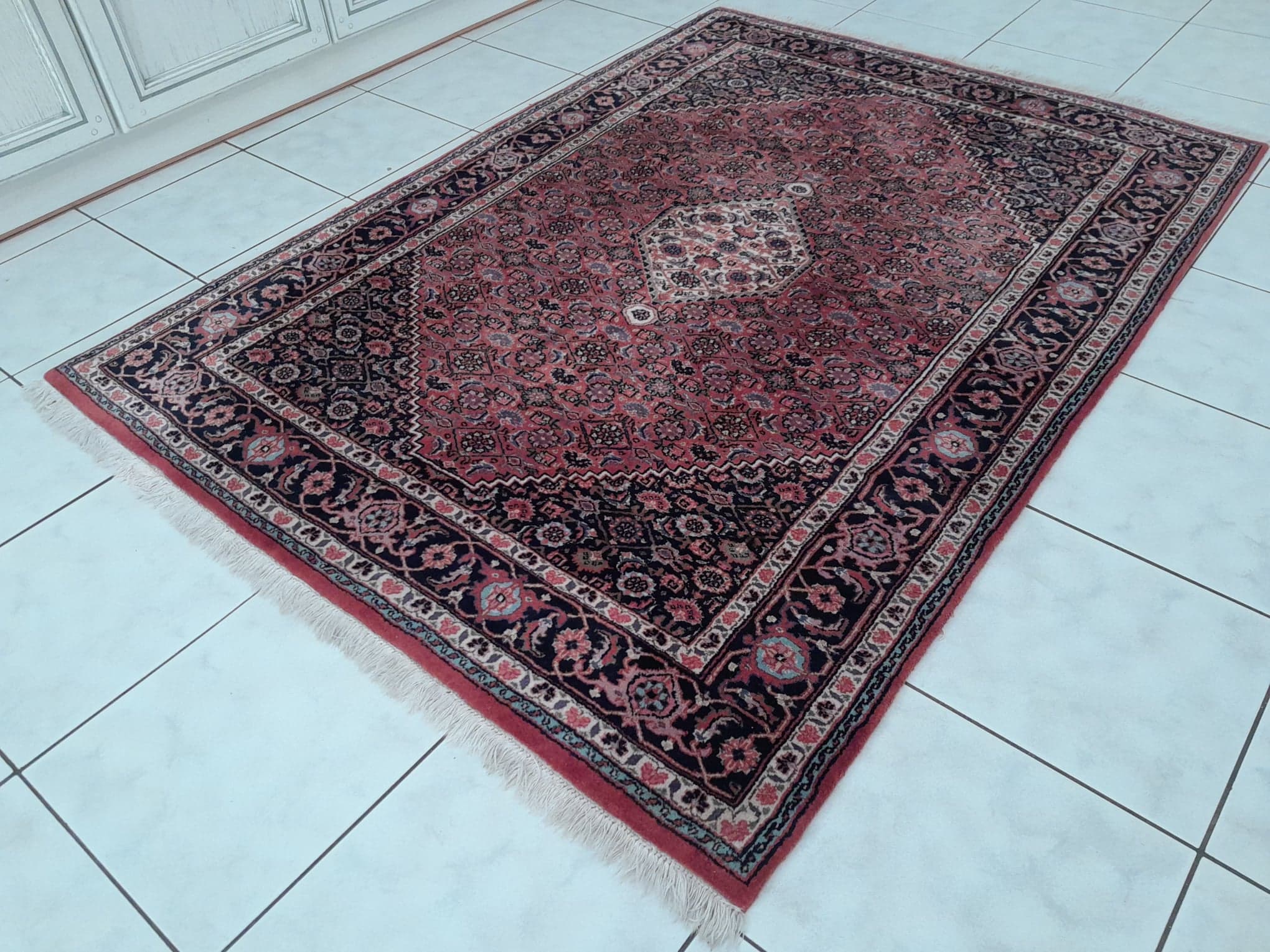 Handmade indo-bidjar rug 183x131cm