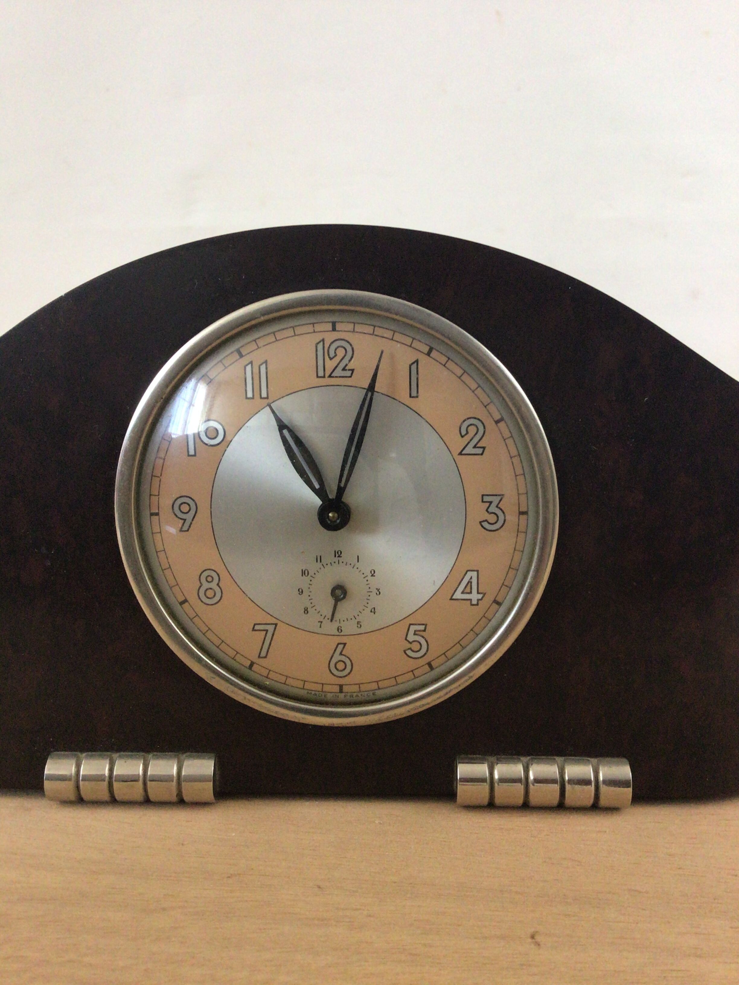 Art deco clock in bakelite
