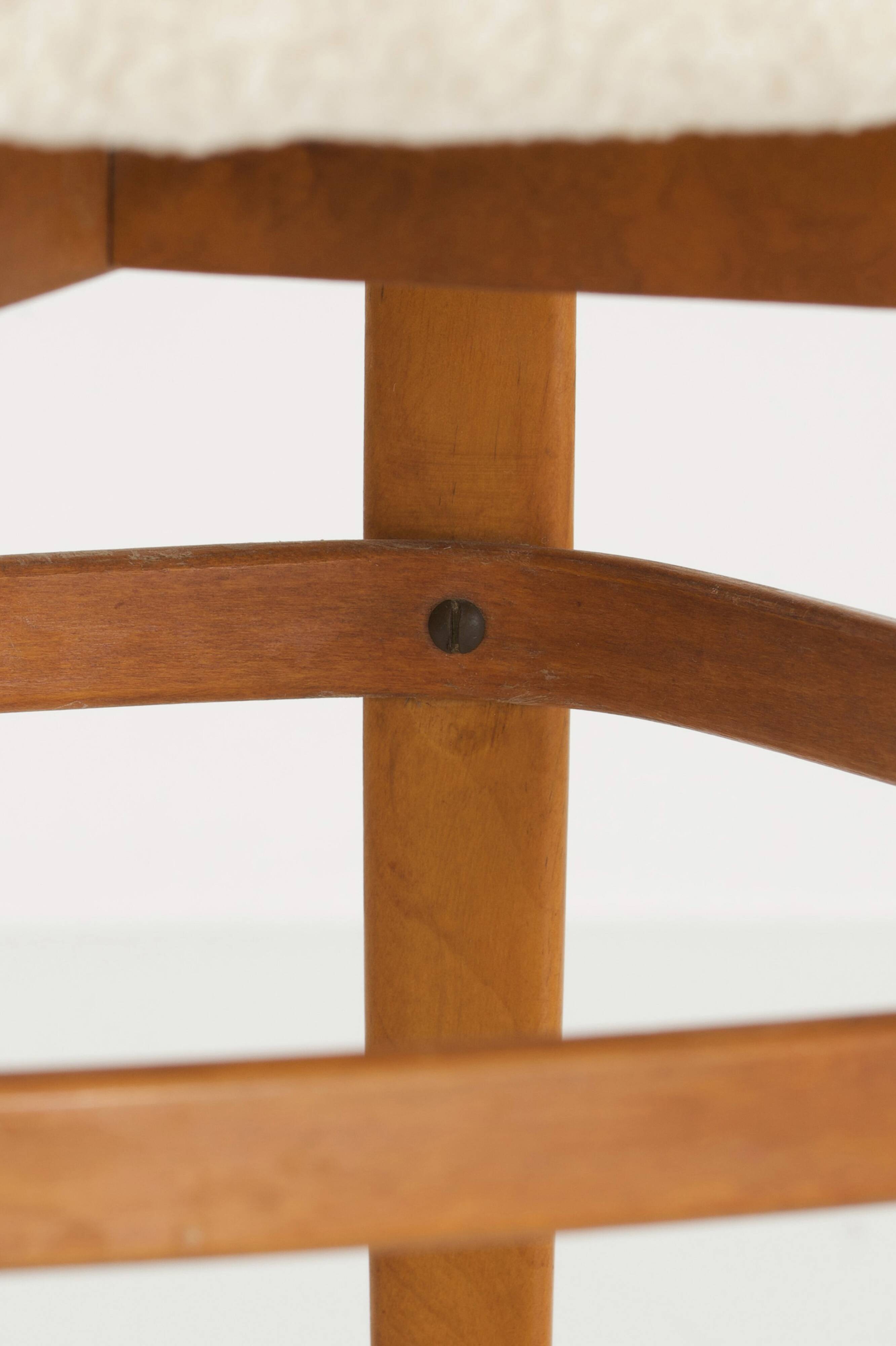 4 chaises de salle à manger de la série « Triva »