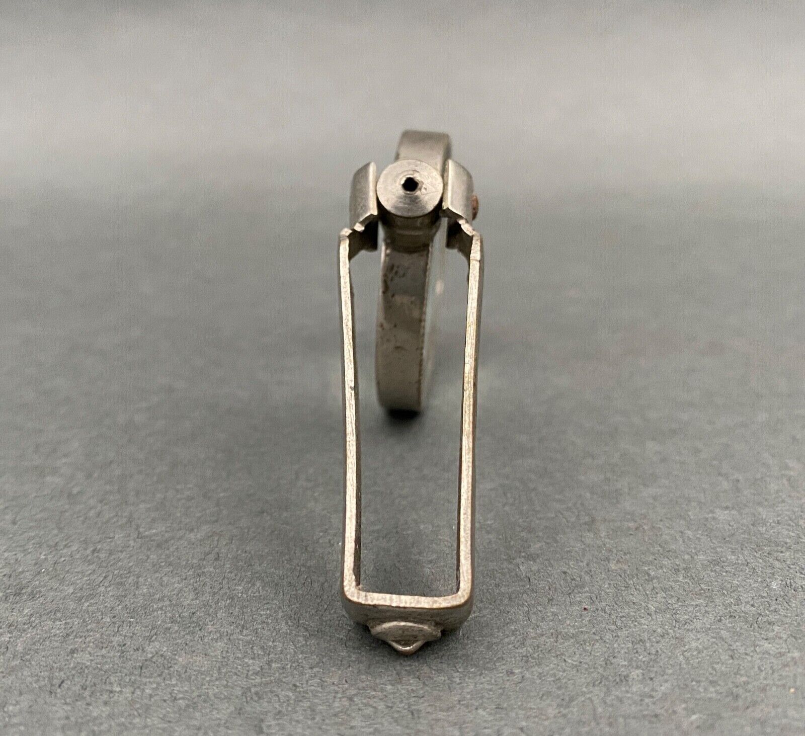 Foldable magnifying glass in silver metal 1900