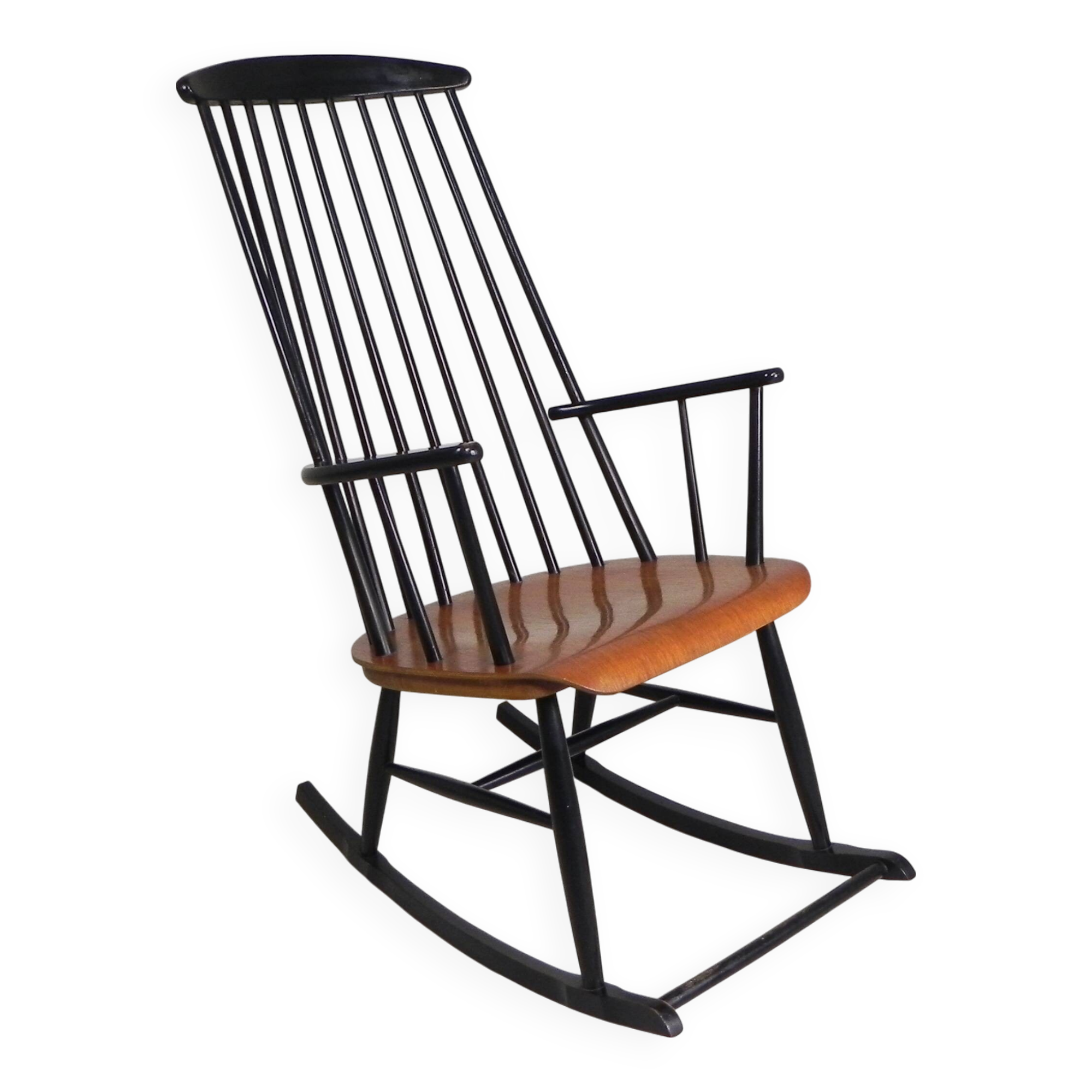 Spindle chair, rocking chair