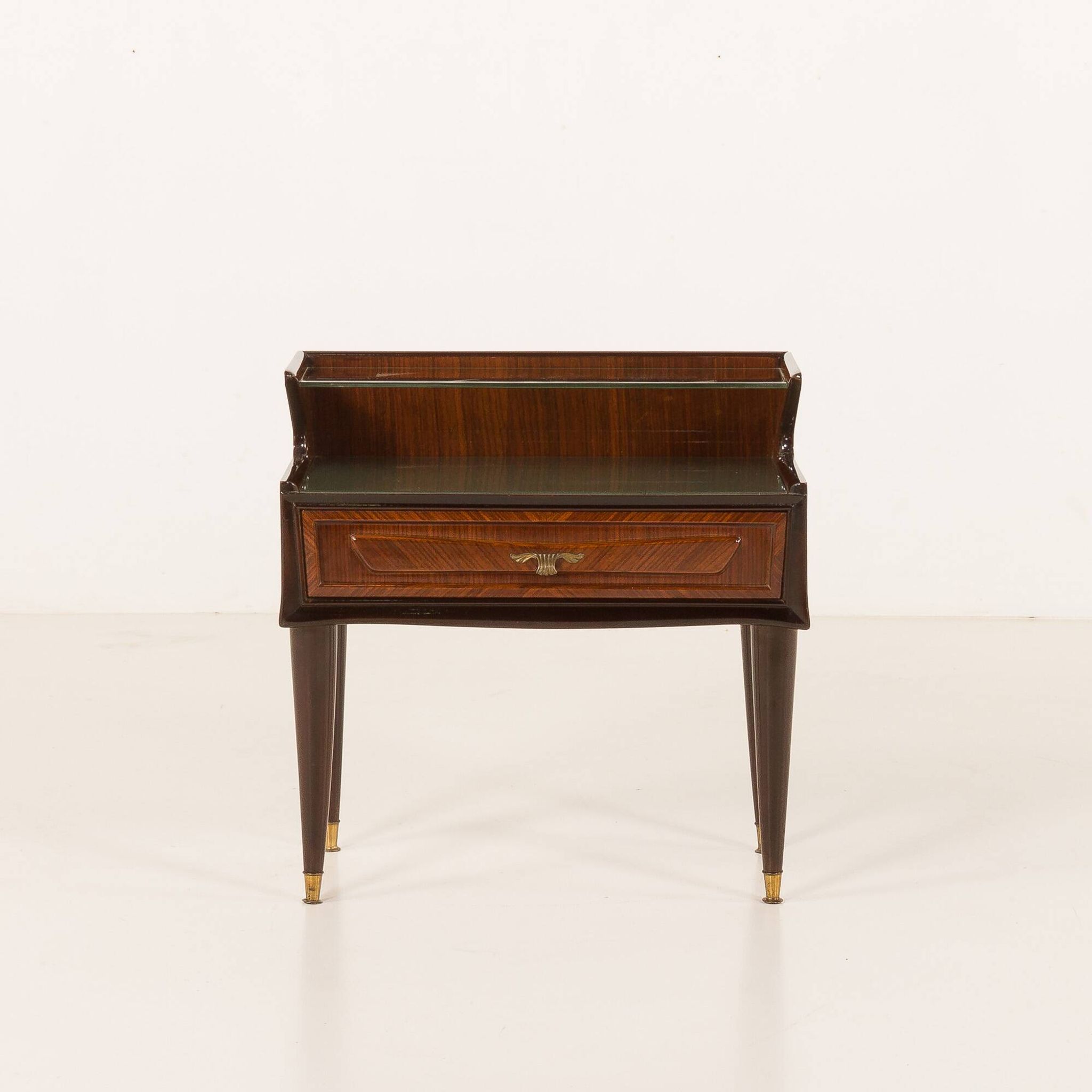 Italian mid-century side table in the style of Paolo Buffa, 1950s