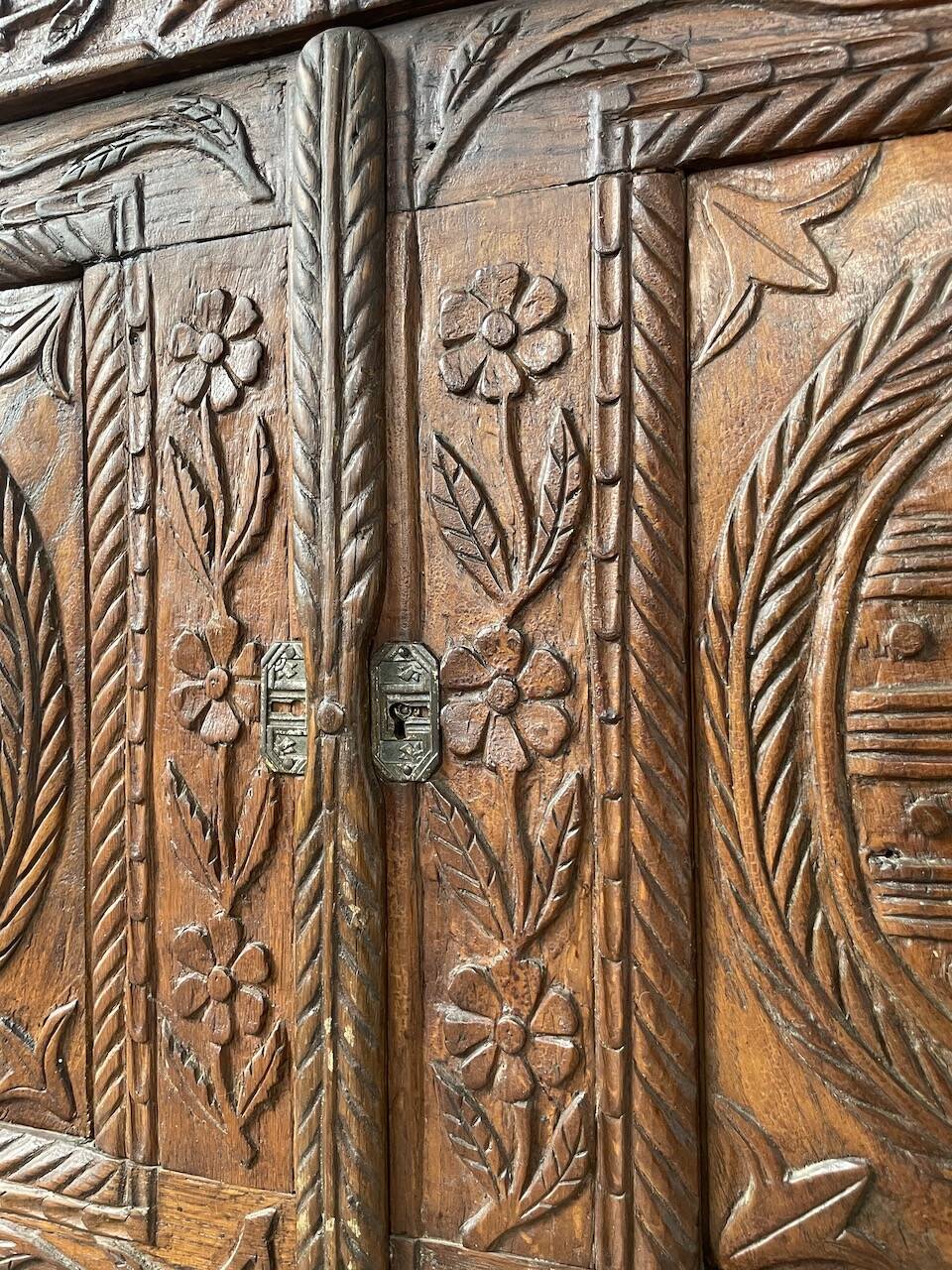 Auvergne brutalist folk art furniture 1890