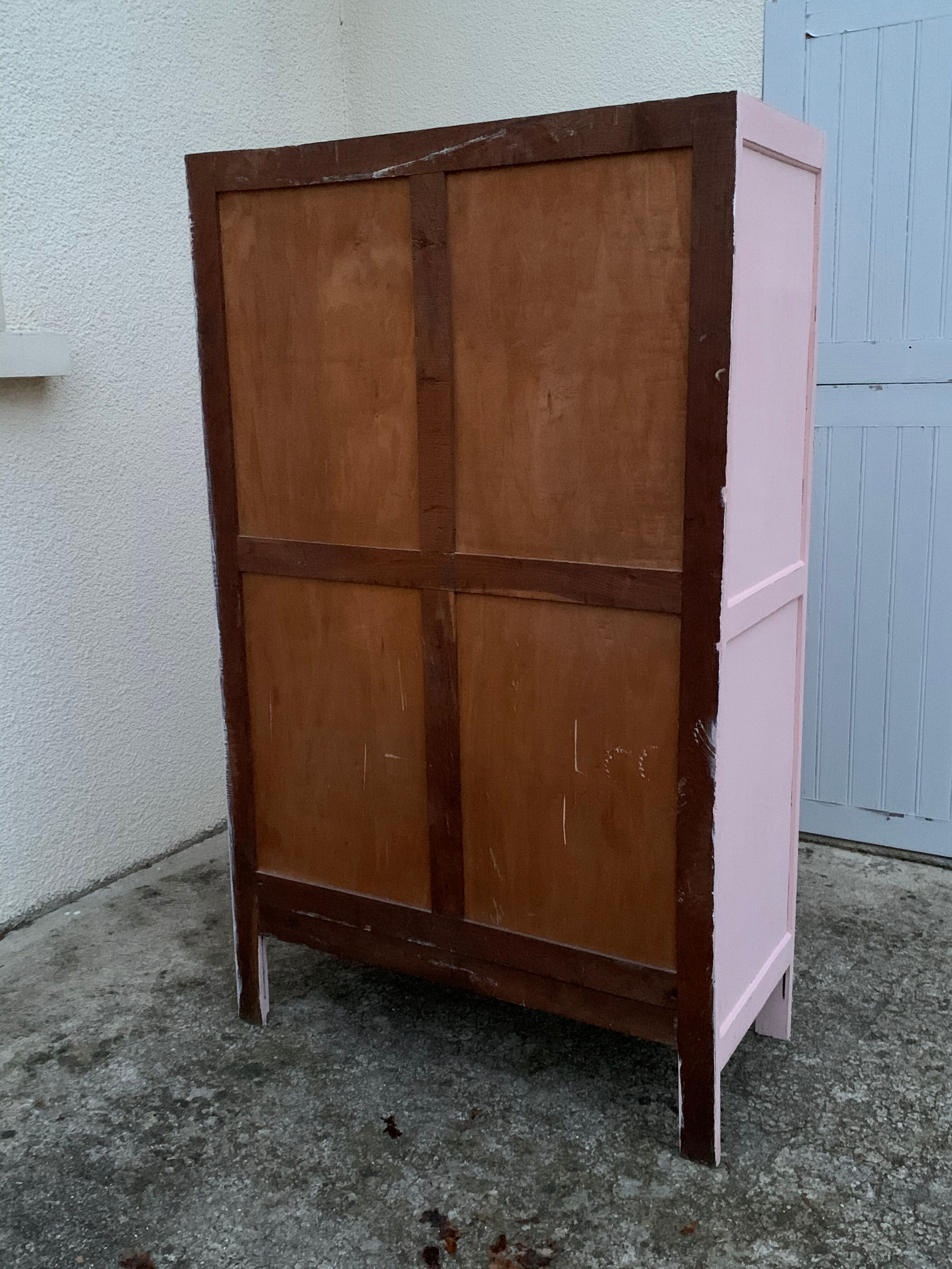 Parisian hotel wardrobe 1930