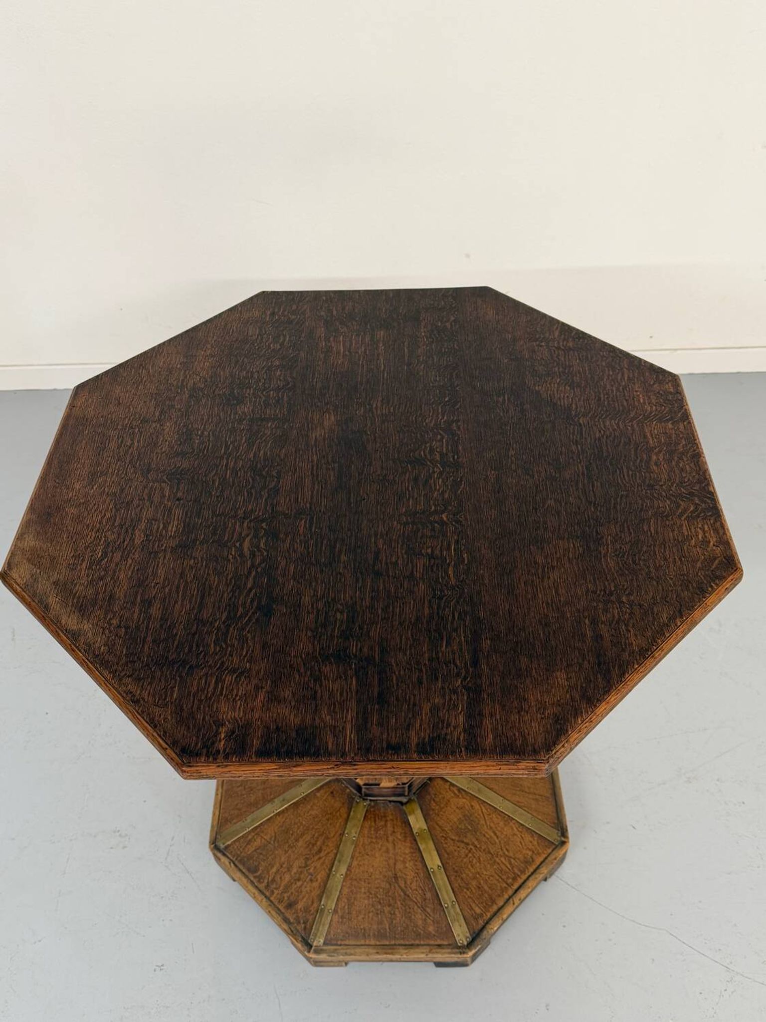 Ancienne table en bois de bistrot années 40/50 vintage finition laiton