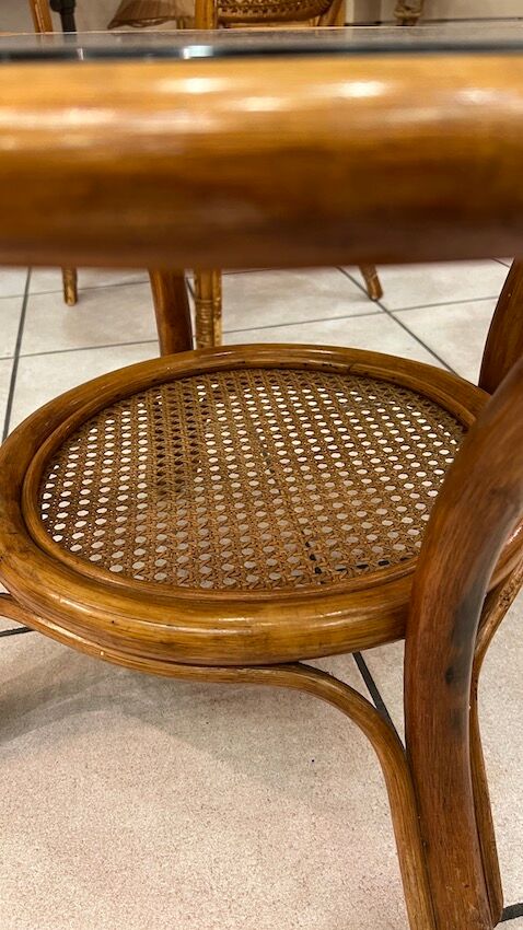 Rattan living room and cannage consisting of 2 armchairs and a coffee table