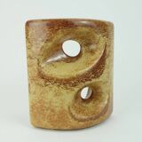 Very beautiful sculptural bertoncello italy ceramic vase roberto rigon 1970s model 911