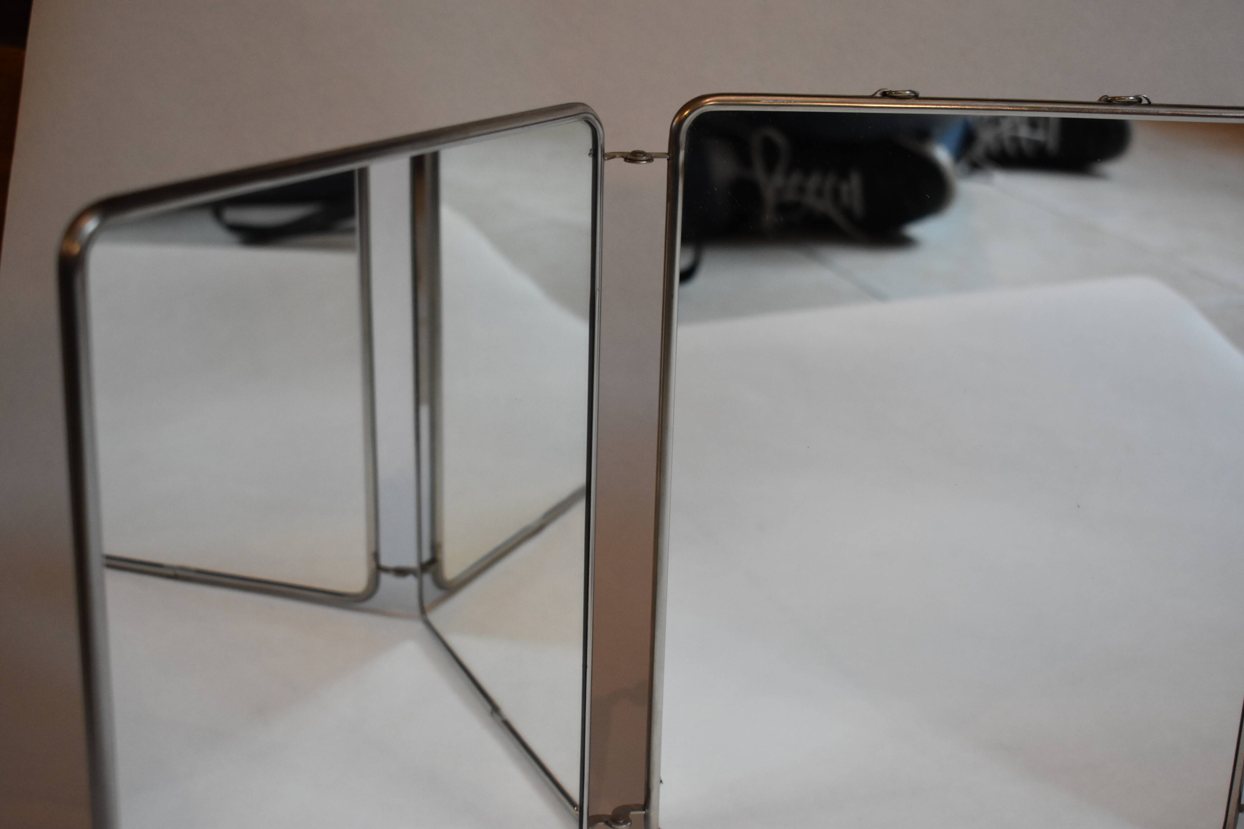 Mirror barber triptych 30 x 24 cm