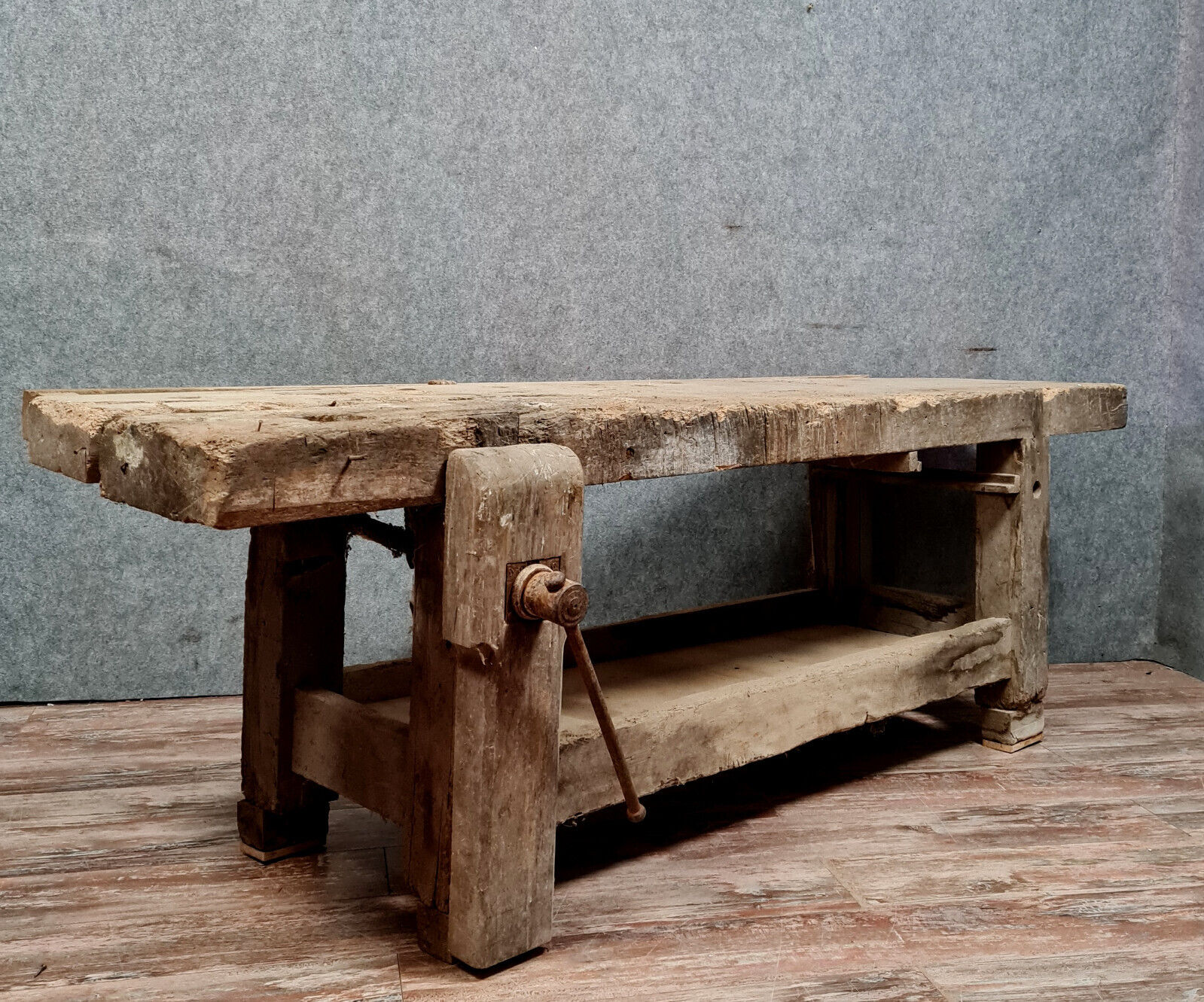 Carpenter's establishment in natural wood nineteenth century (long 225cm)
