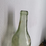Glass bottle