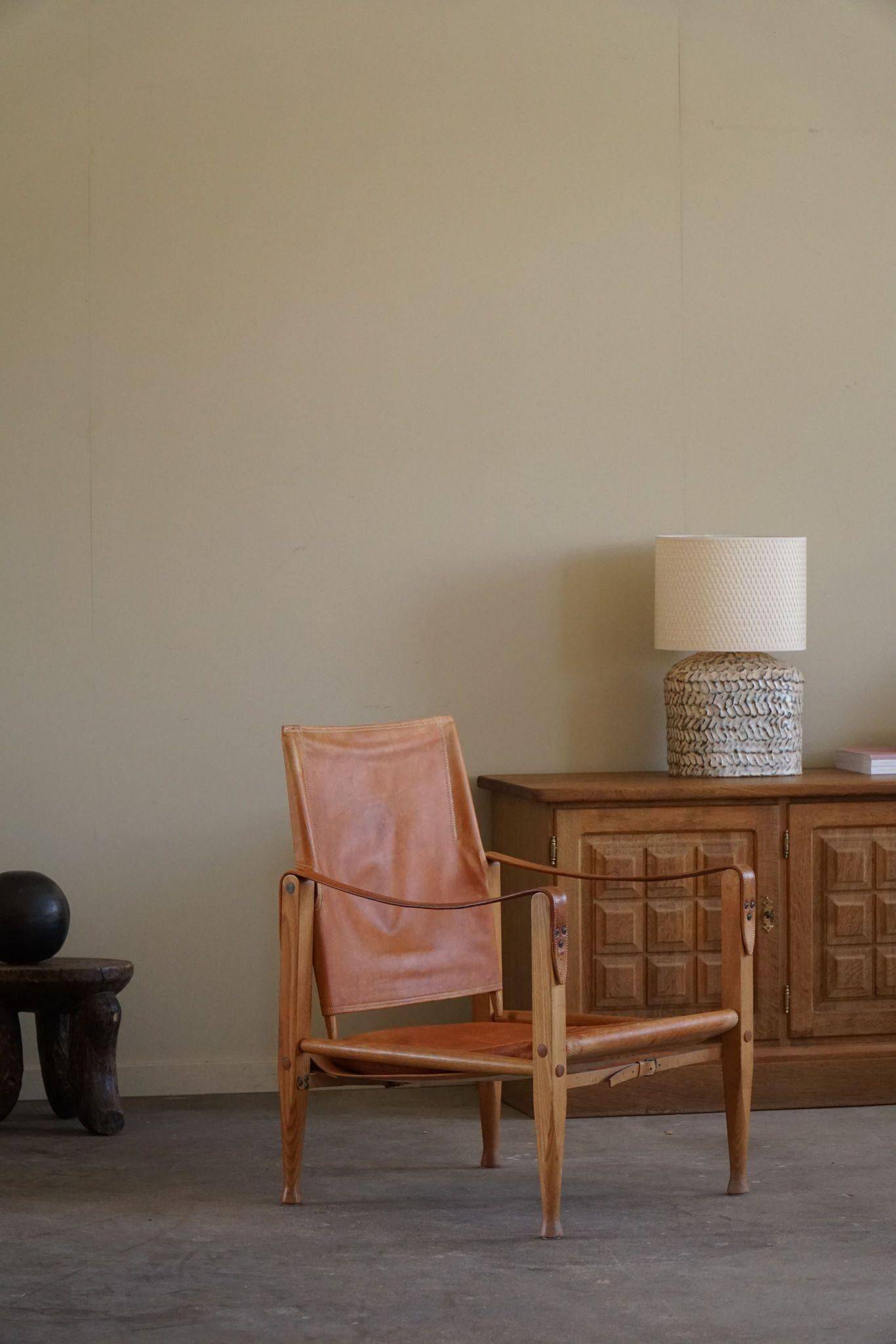 Pair of Safari chairs by Kaare Klint in ash and leather, Rud. Rasmussen, 1960.