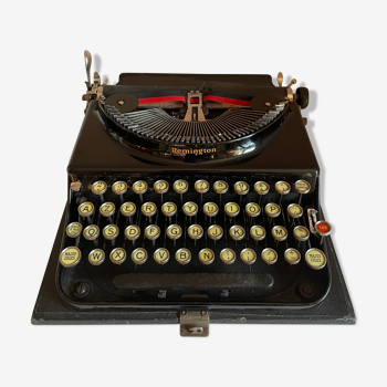 Machine à écrire Remington portable