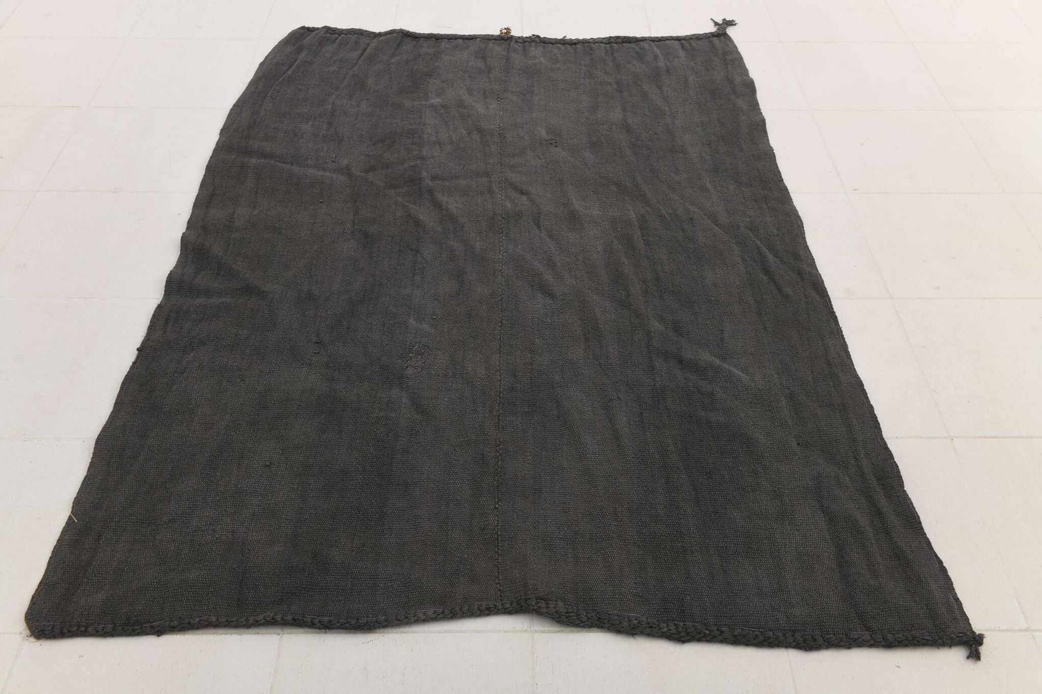 Tapis Kilim doux anthracite gris grande surface pour chambre, 147x205 cm