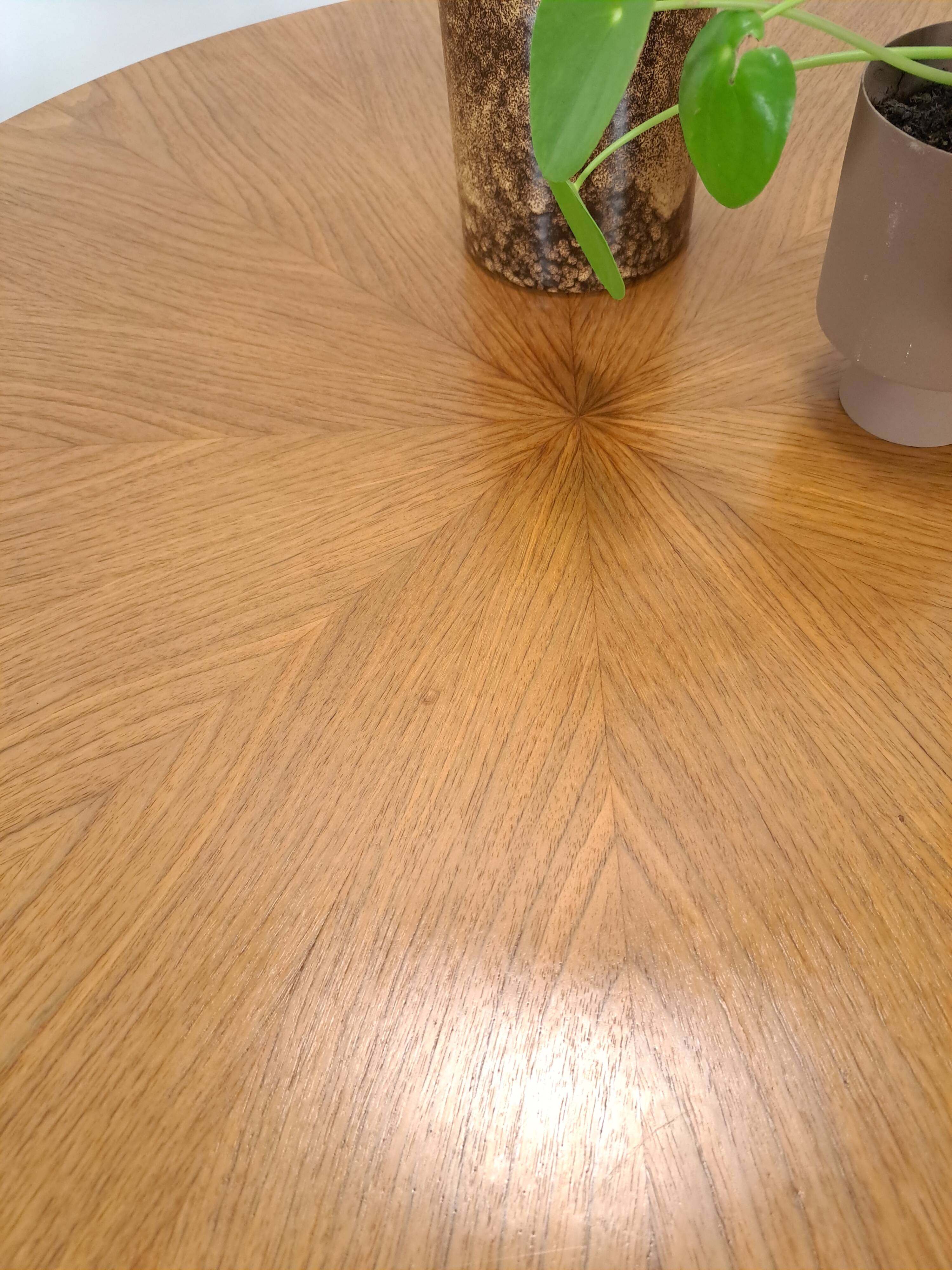 Table basse ronde avec pieds en bois Ilse Möbel