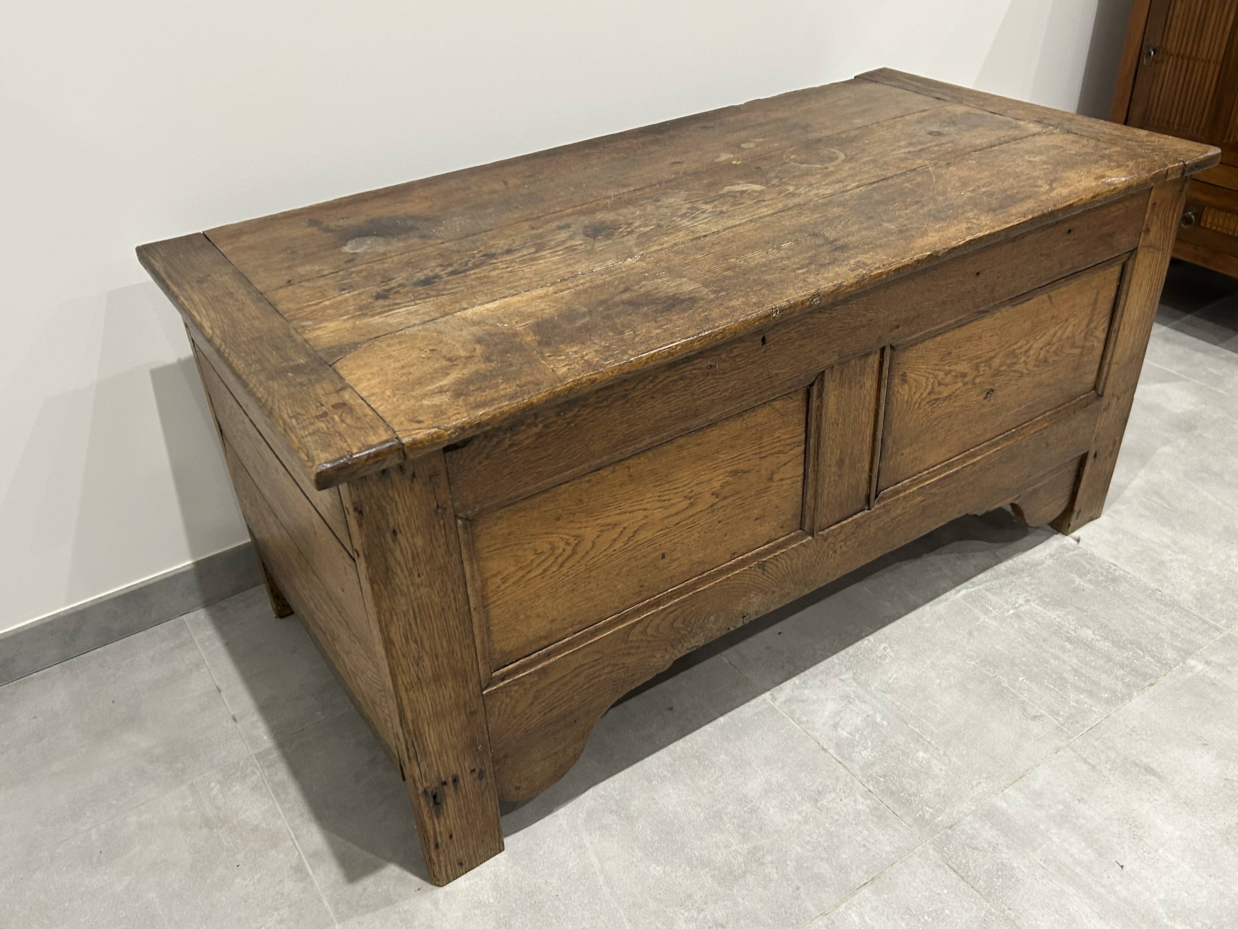 Natural oak wood chest, bedside chest