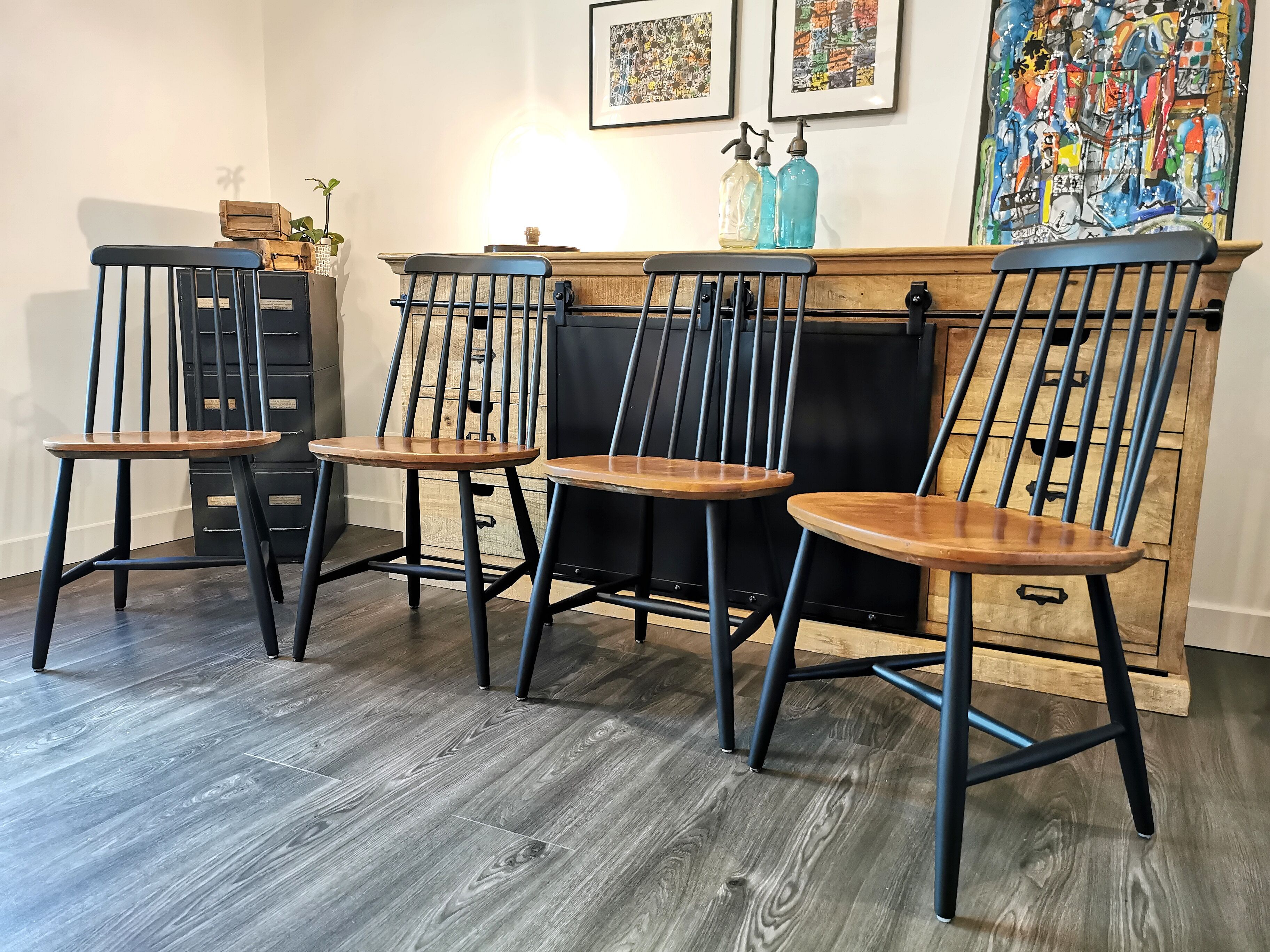 Series of 4 Scandinavian chairs