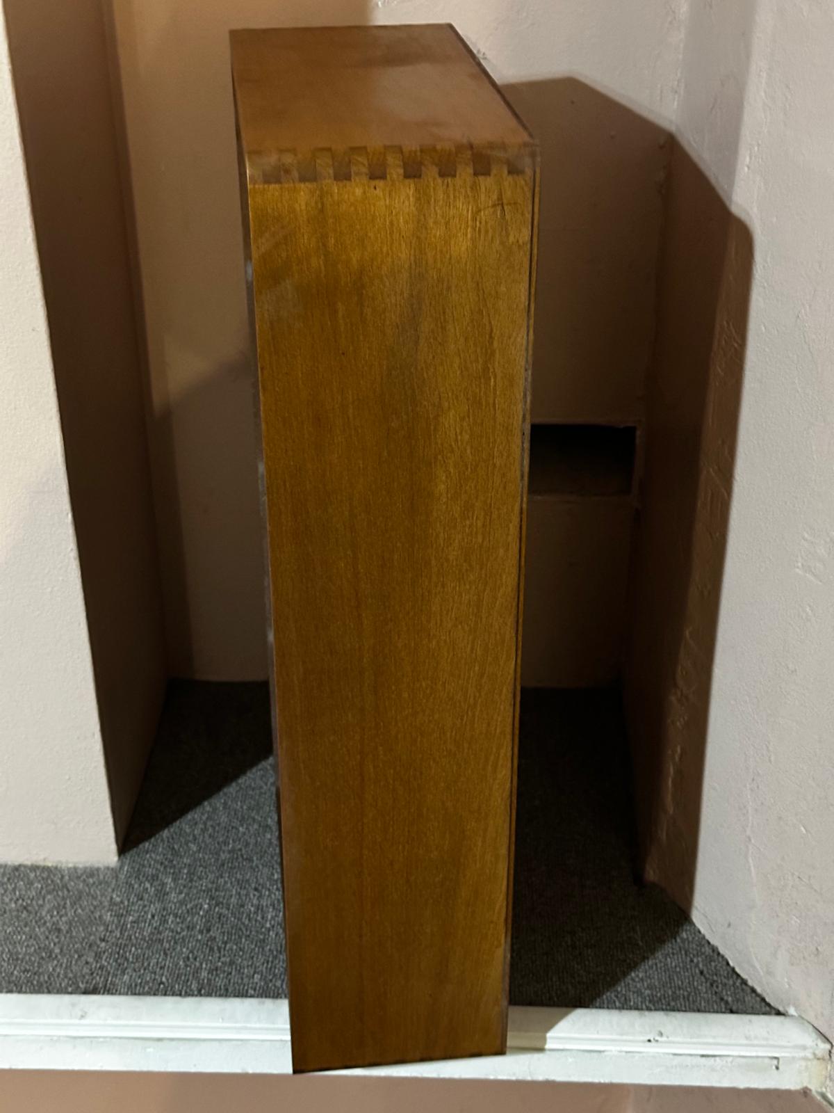 Meuble de rangement 8 cases Mid-Century – assembla
