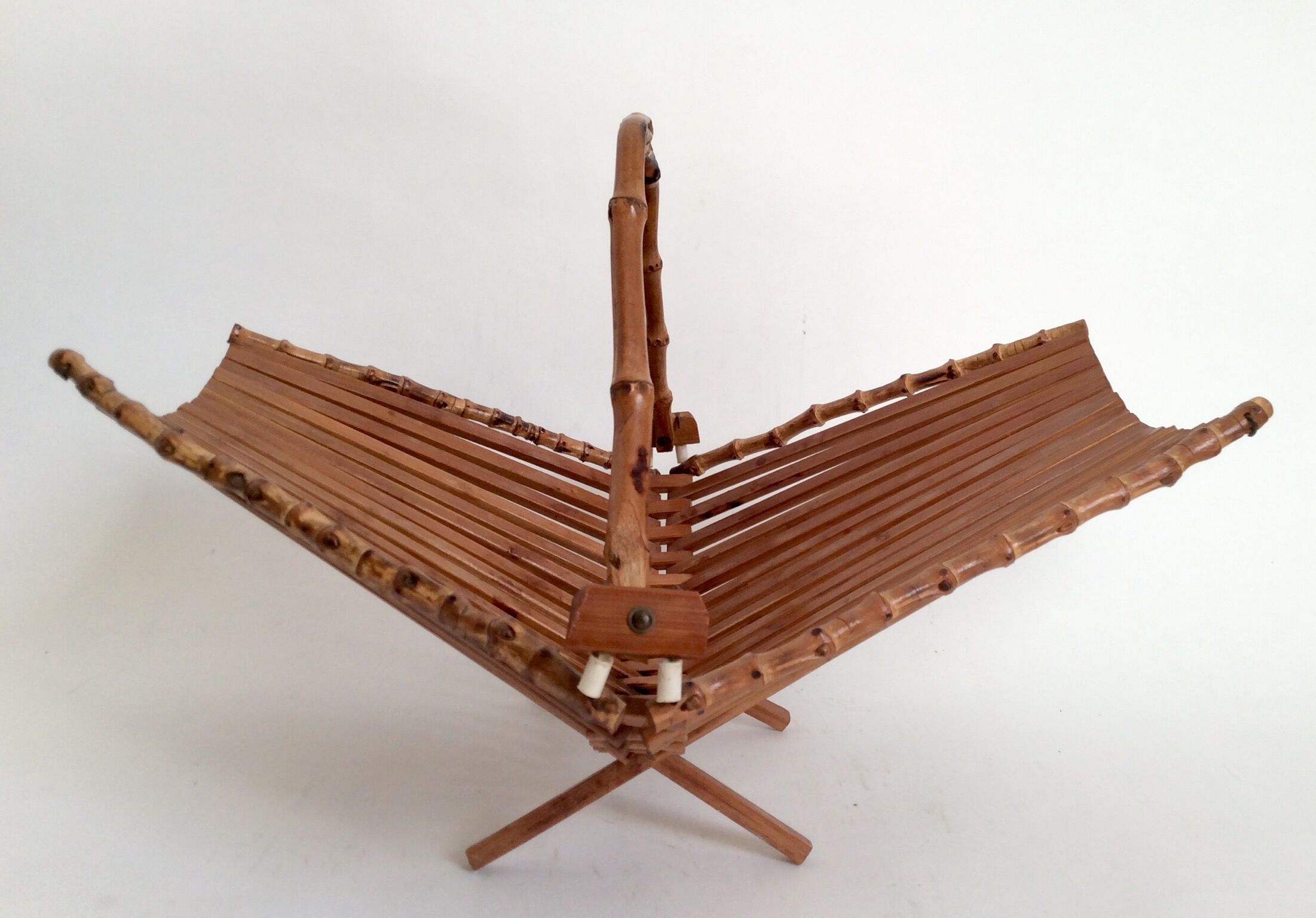 Foldable fruit basket, 1970s.