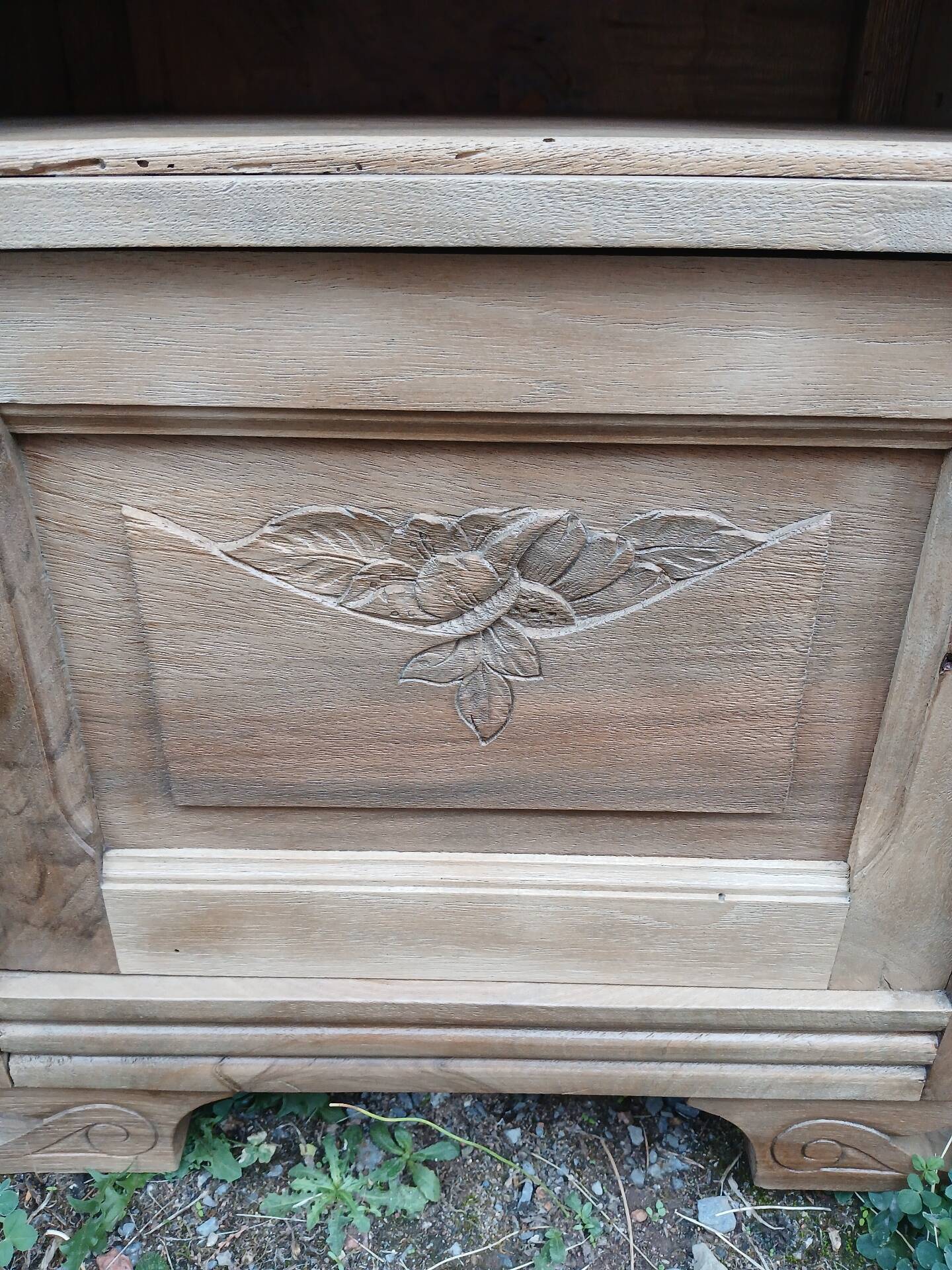 Small piece of furniture/ antique bedside table