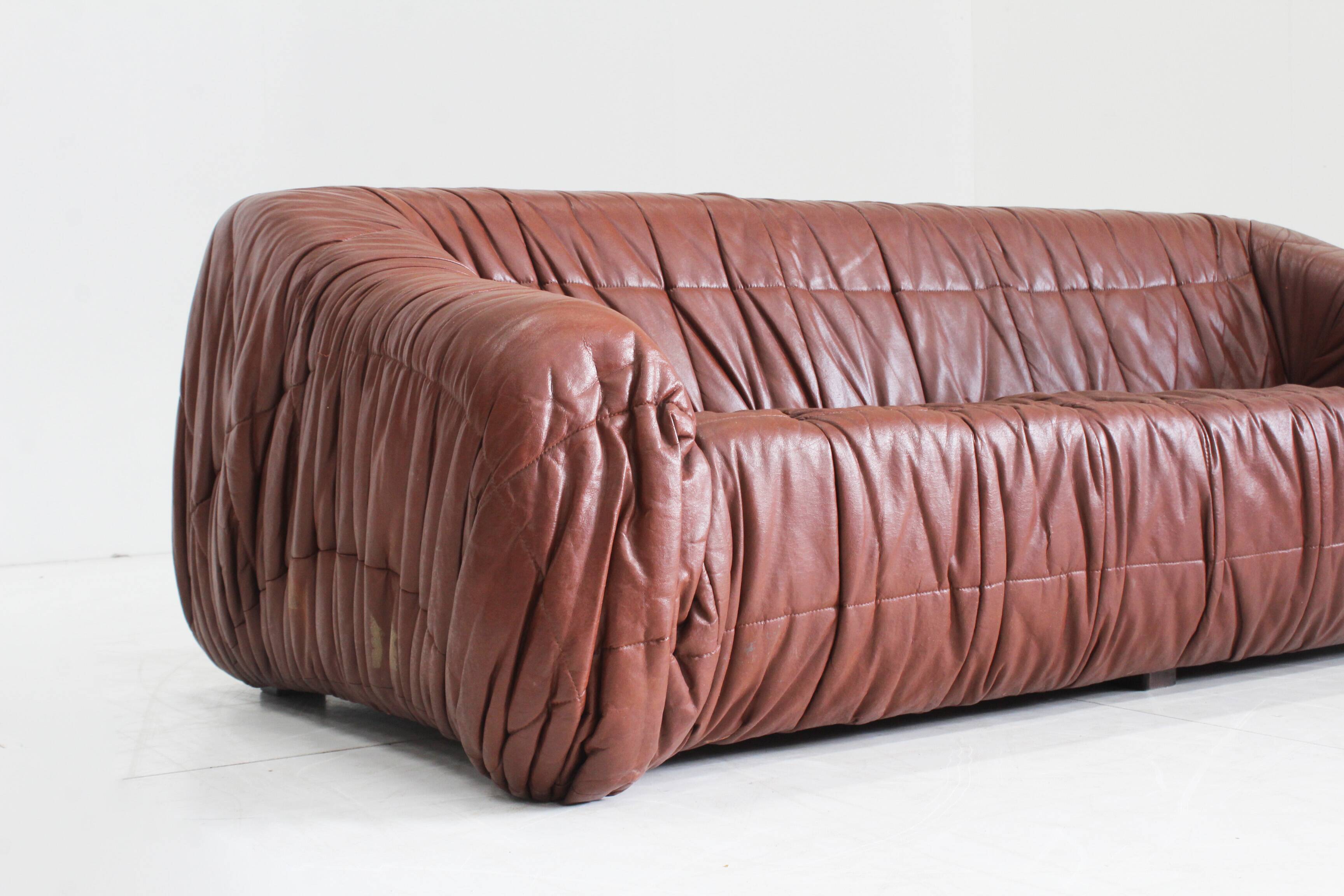 Piumino sofa by Jonathan De Pas for Dell’Oca 1970s Italy