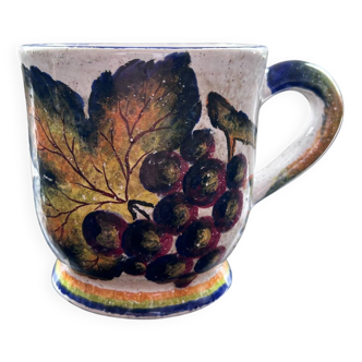 Signed grape decor mug