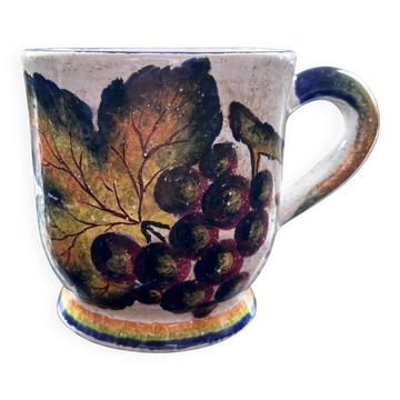 Signed grape decor mug
