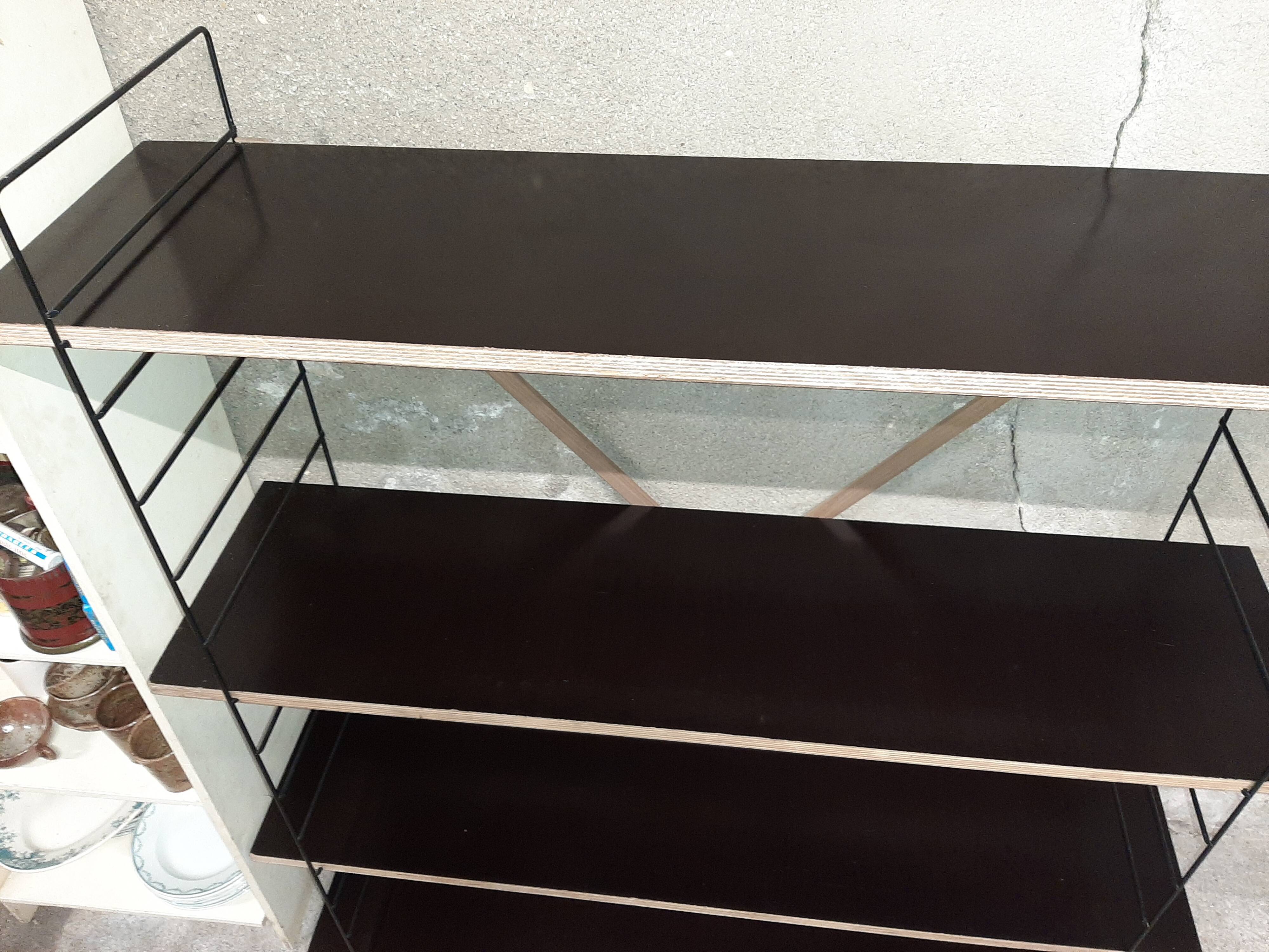 Modular shelf String