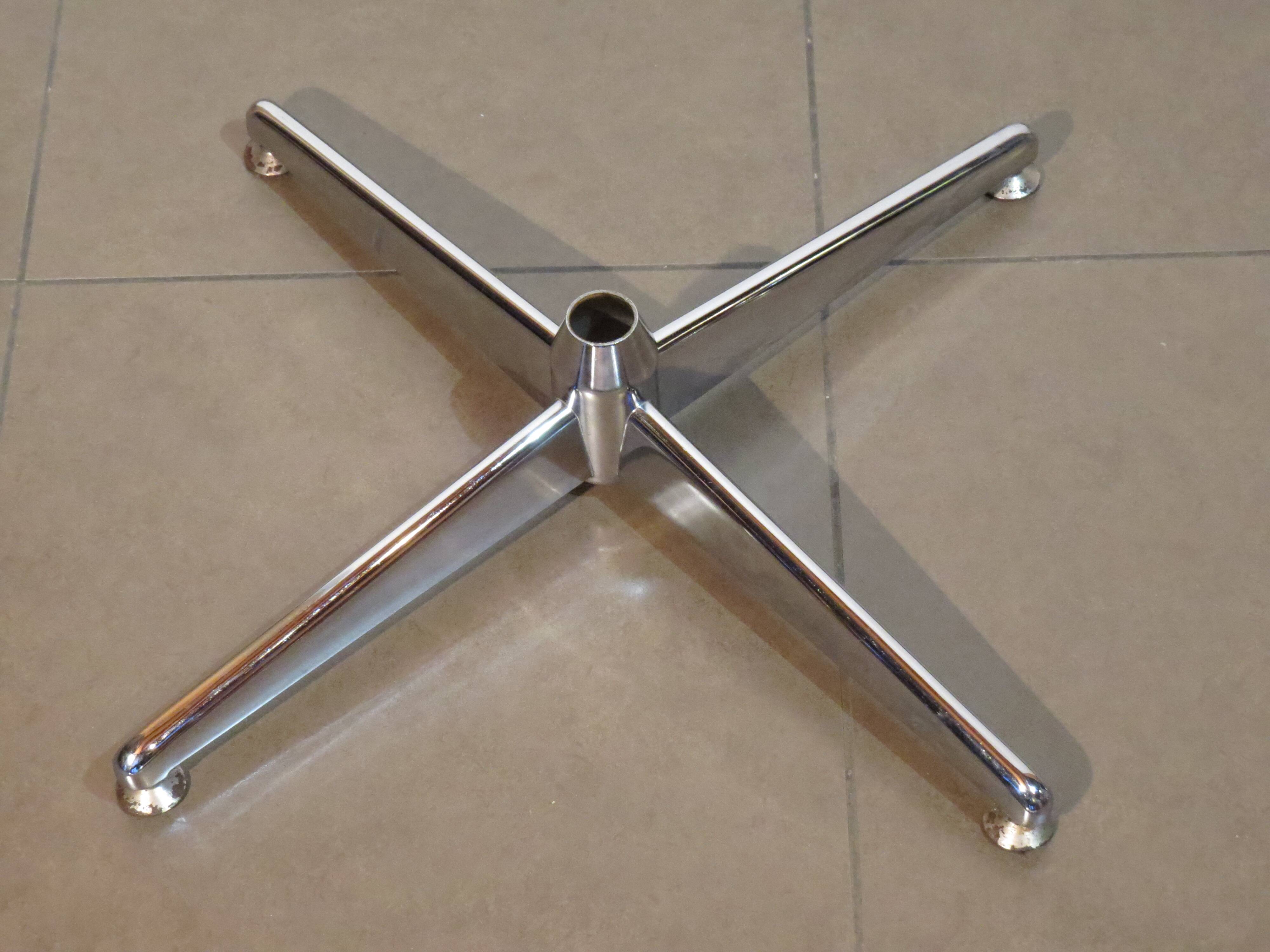 70's chrome parrot coat rack