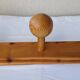 Portemanteau en bois pin