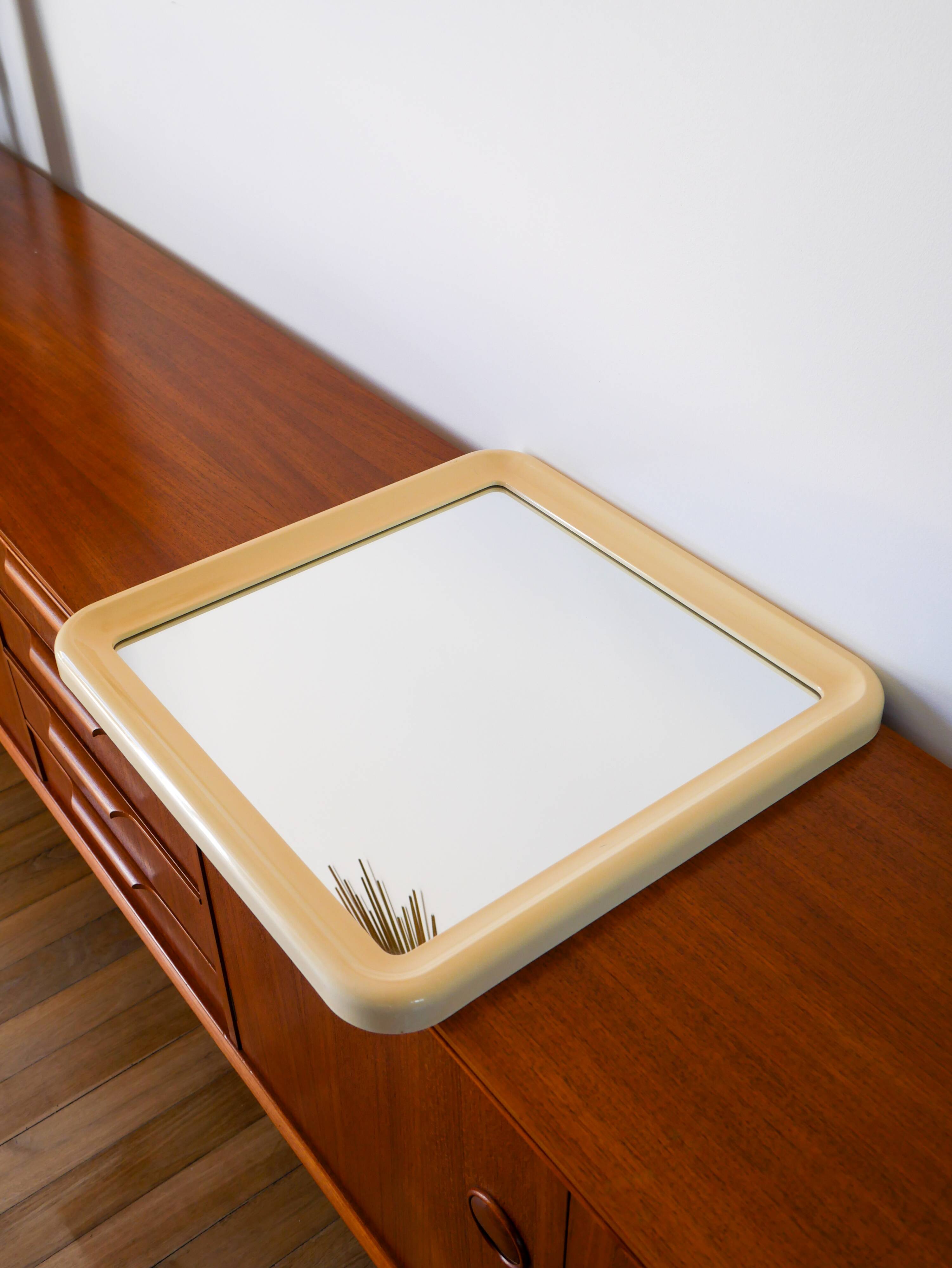 Ecru square plexiglass mirror, Made in Italy, 1970