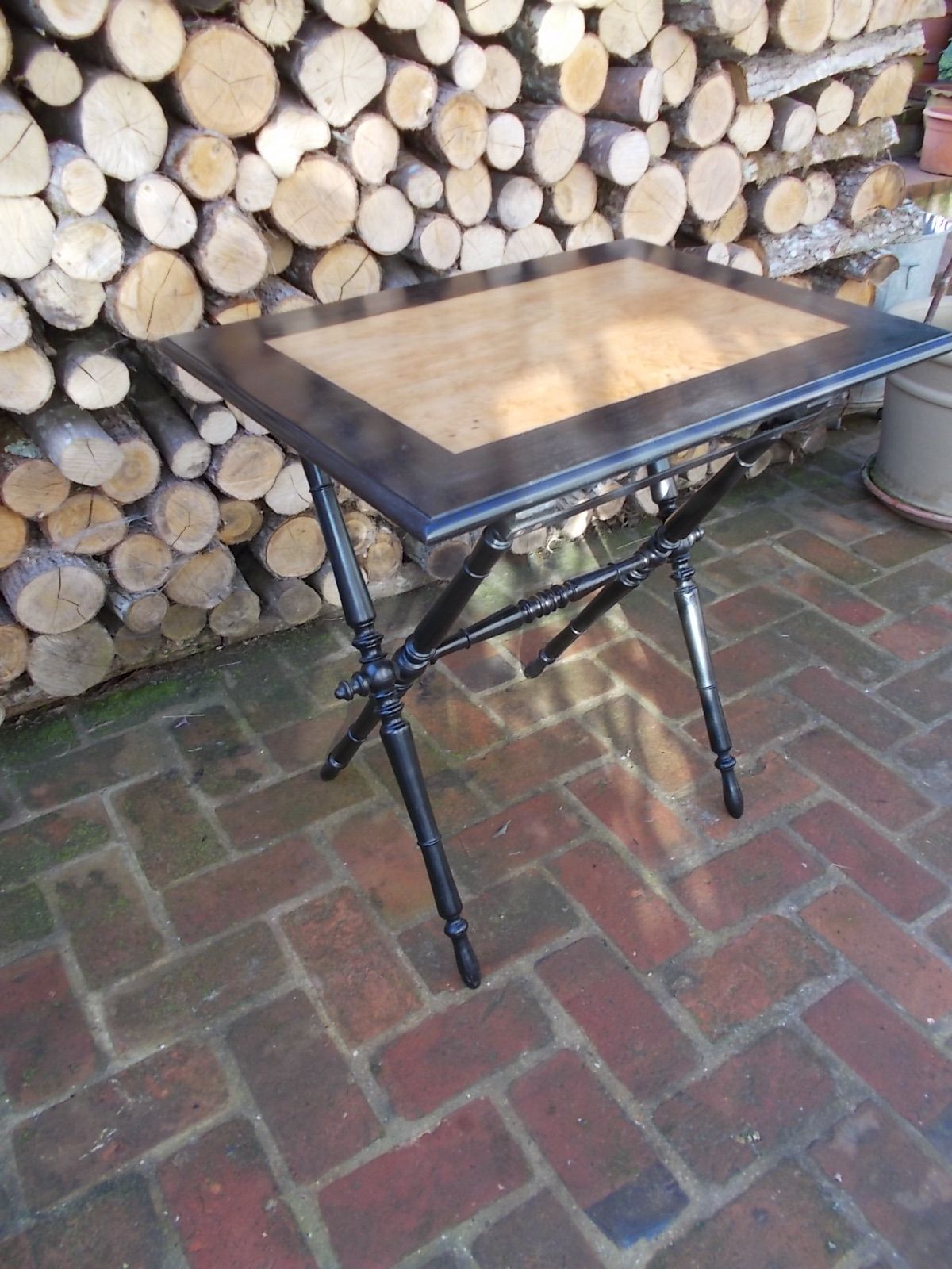 Table Napoleon III