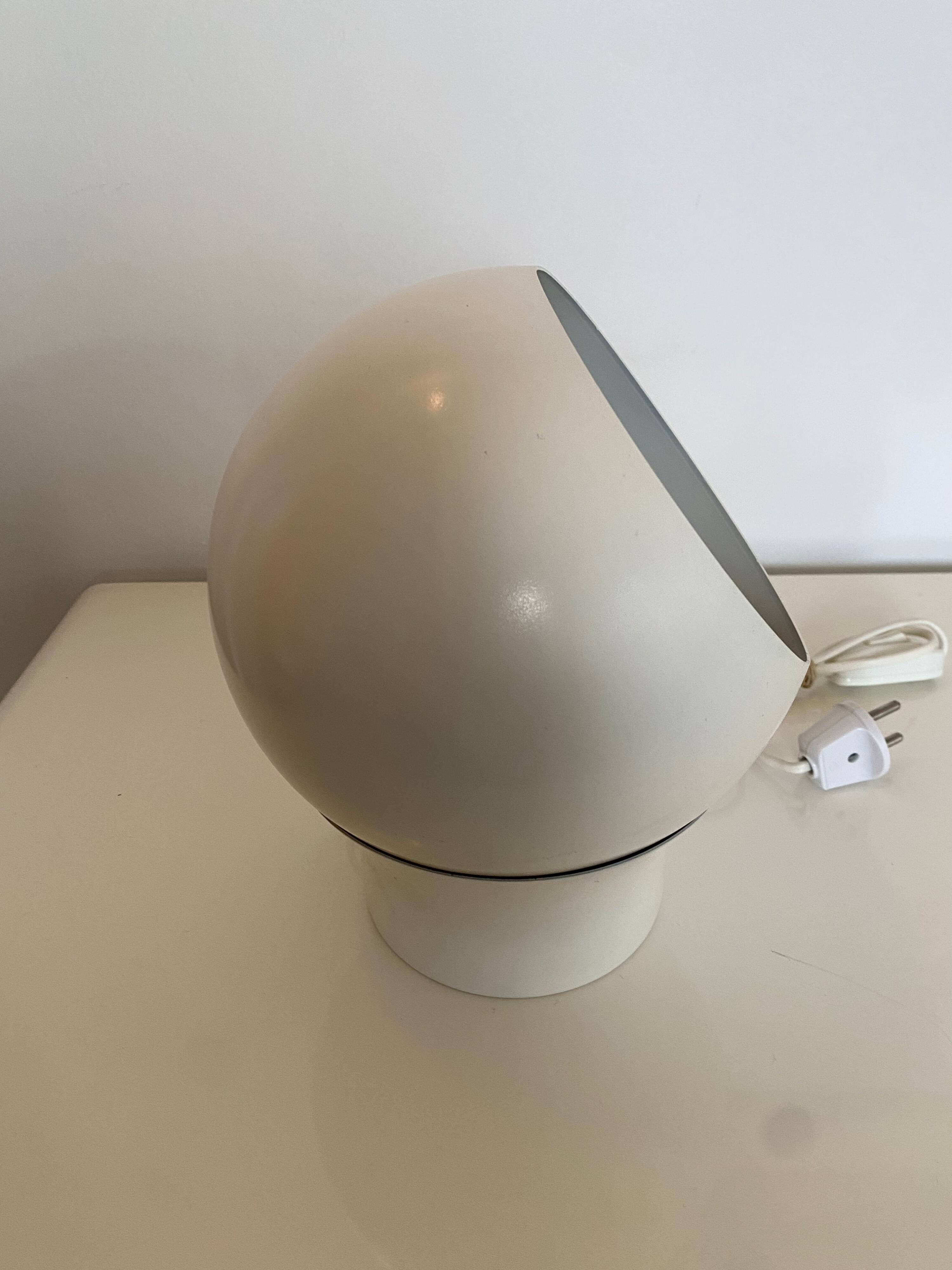 "Klot" globe lamp