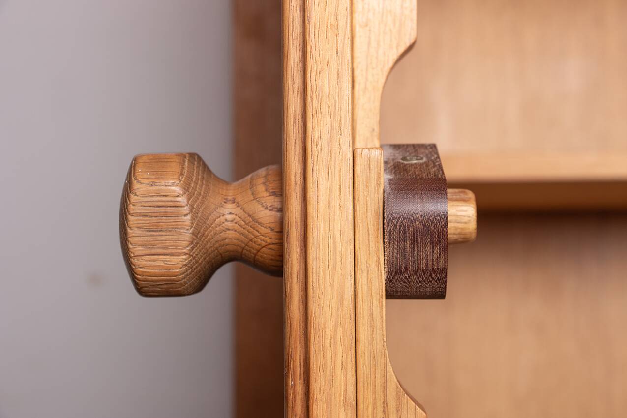 Solid oak buffet and faience, Guillerme and Chambron for your home,