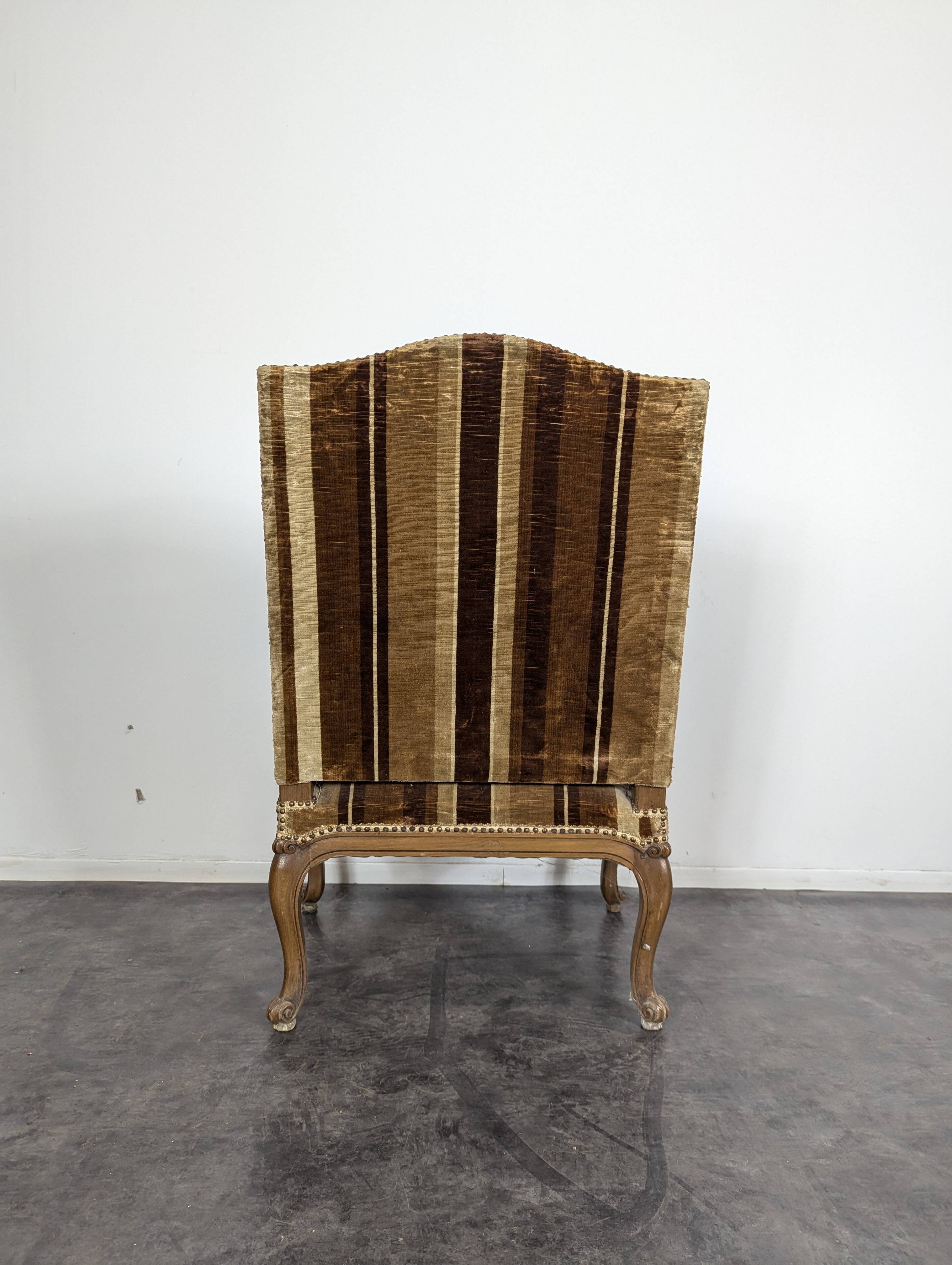 Regency style queen armchair