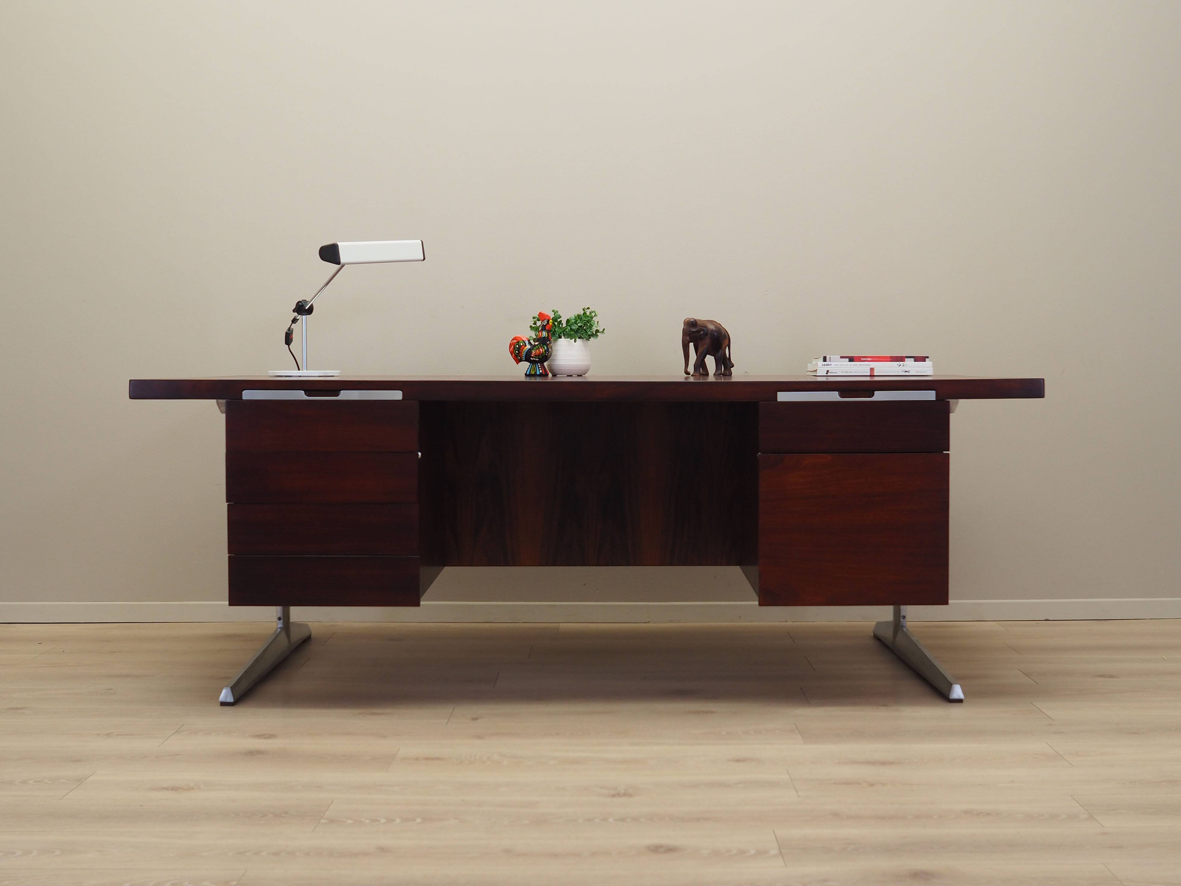 Bureau en palissandre, design danois, années 1970, designer : Marius Byrialsen, fabricant : Nipu Møbler