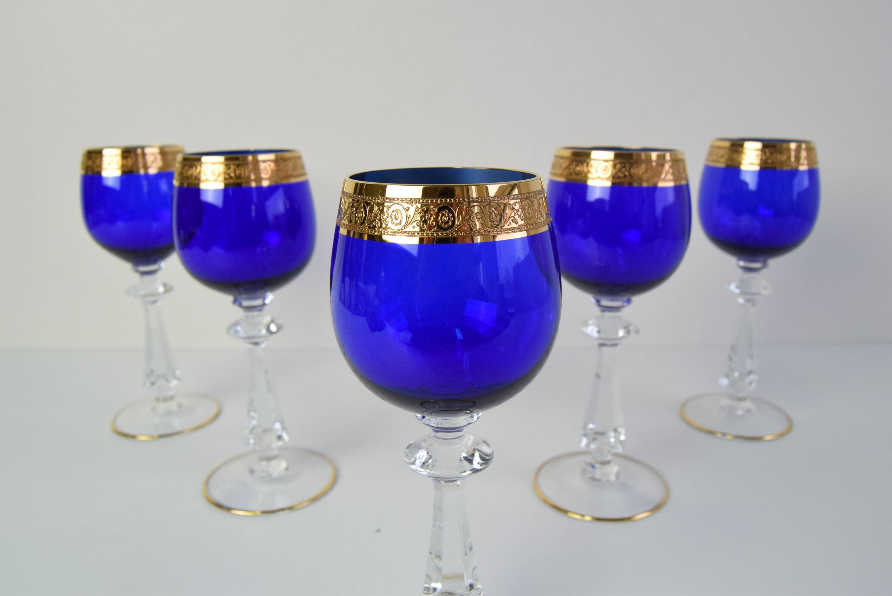 Mid Century Set of Five Stemmed Wine Glasses, 1950's.