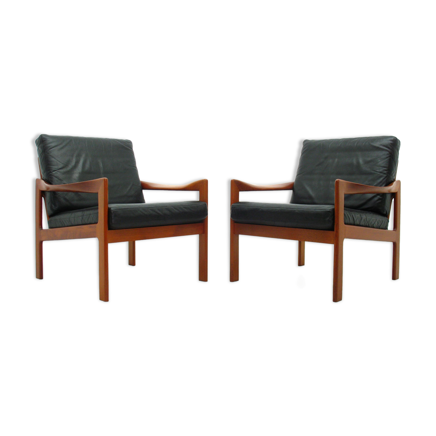 Lounge chairs by Illum Walkelsø for Niels Eilersen, 1960s