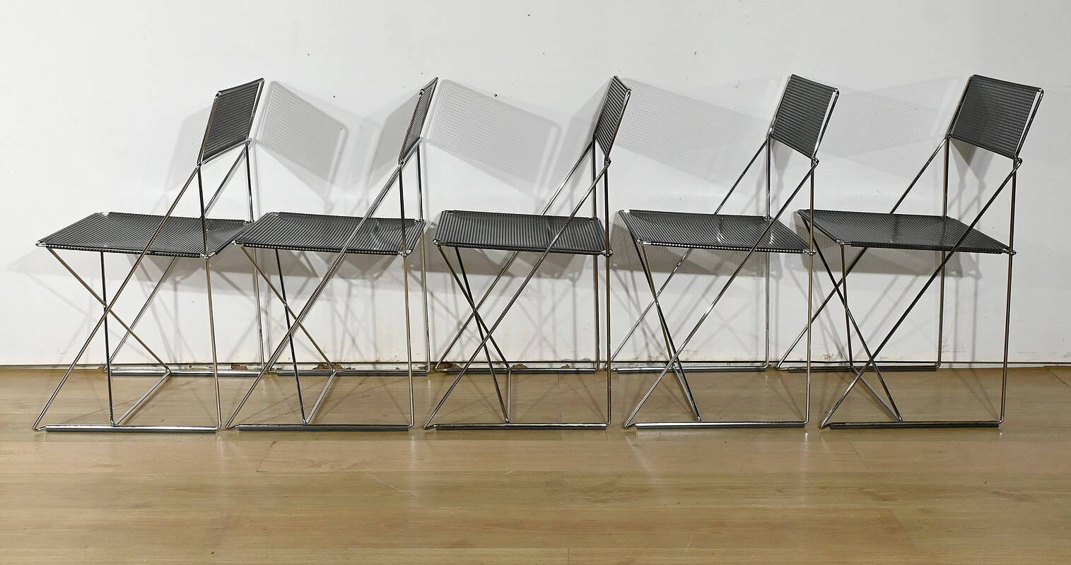 Suite of 5 Nuova X Line Omli Chairs for Magis, by Niels Joergen Haugesen – 1980