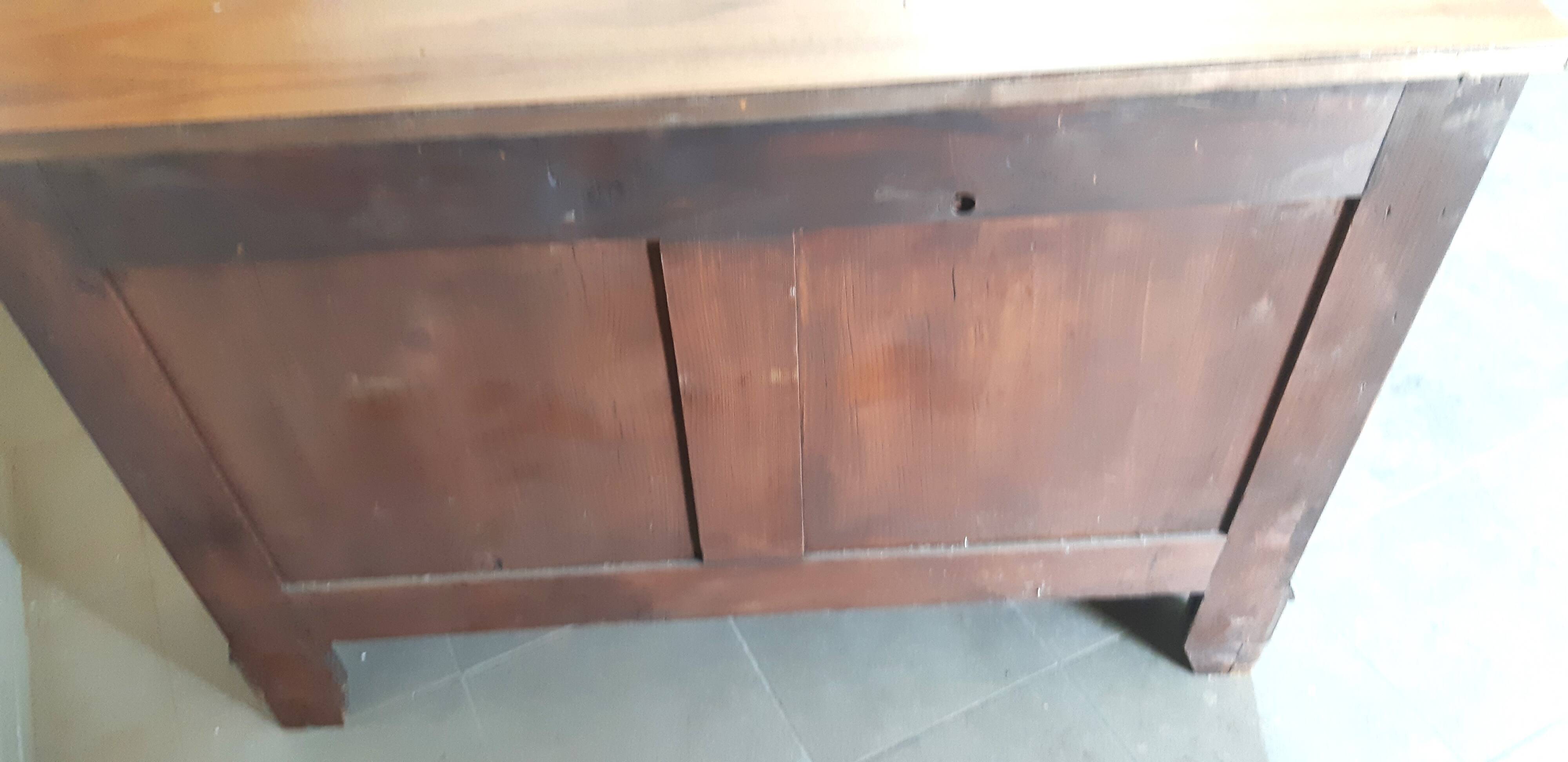 1900 chest of drawers with canted sides, walnut and period walnut veneer, restored