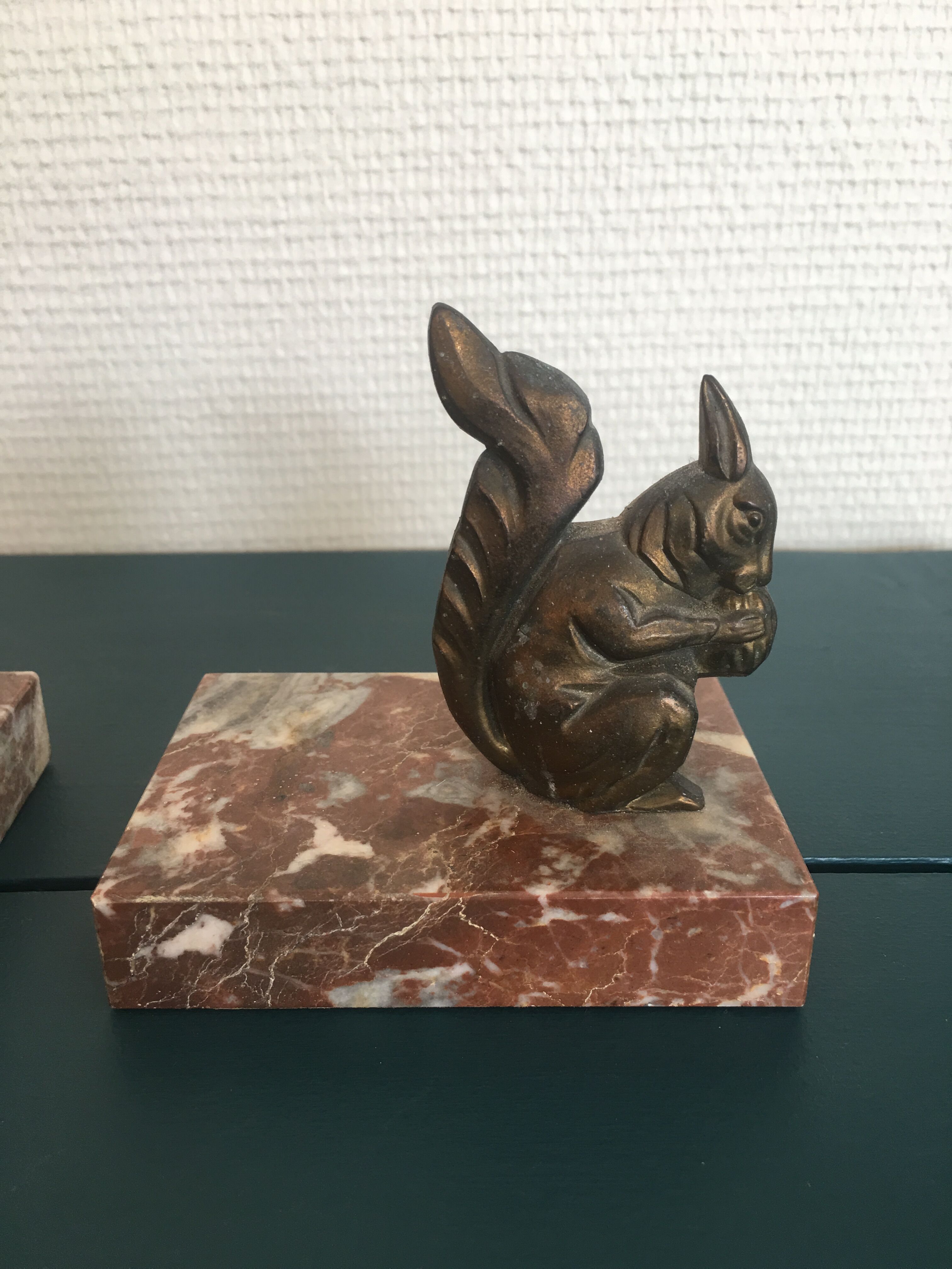 Pair of bookends squirrel