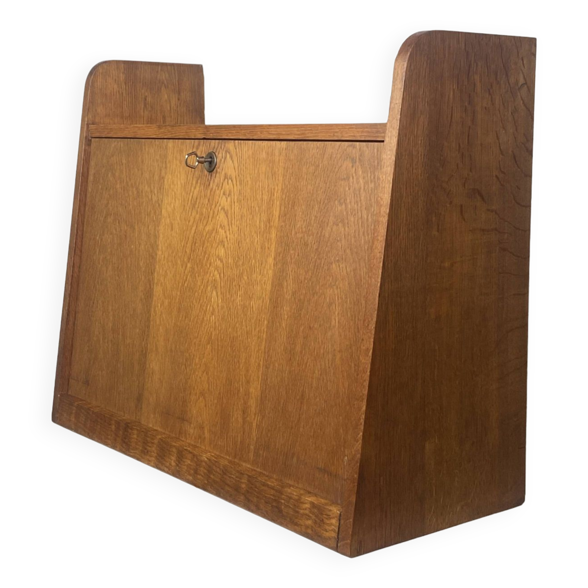 Wall secretary